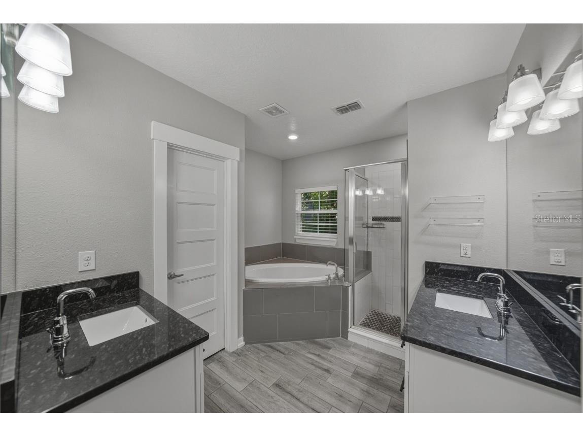 13907 9th Street Dade City FL 33525 TB8447570 image22