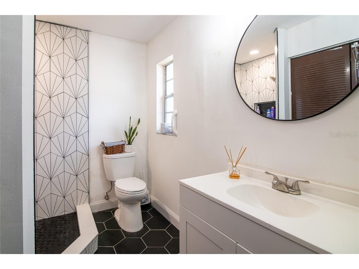 13908 Capitol Drive Tampa FL 33613 TB8439260 image17