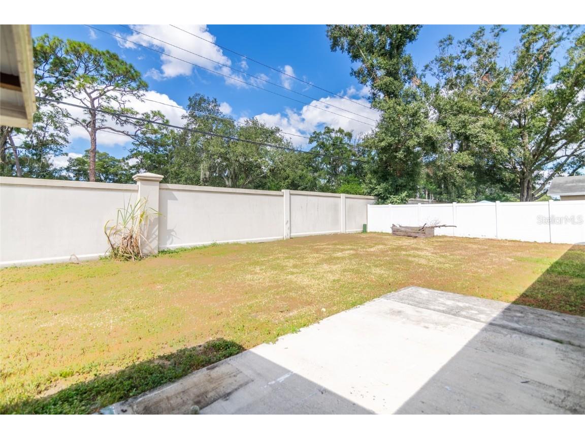 13908 Capitol Drive Tampa FL 33613 TB8439260 image21