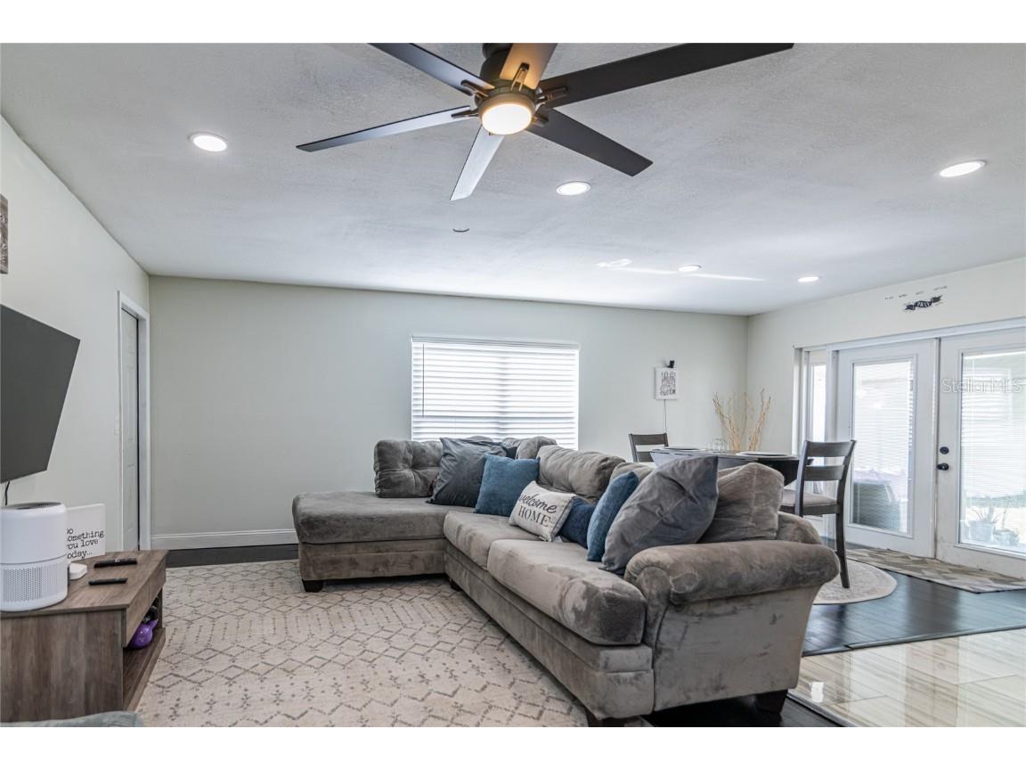 13908 Capitol Drive Tampa FL 33613 TB8439260 image9