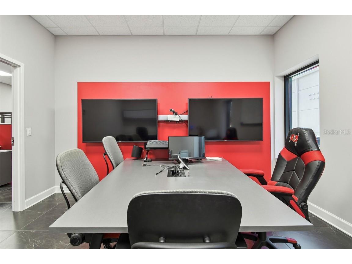 13908 Monroes Business Park Tampa FL 33635 TB8390449 image43