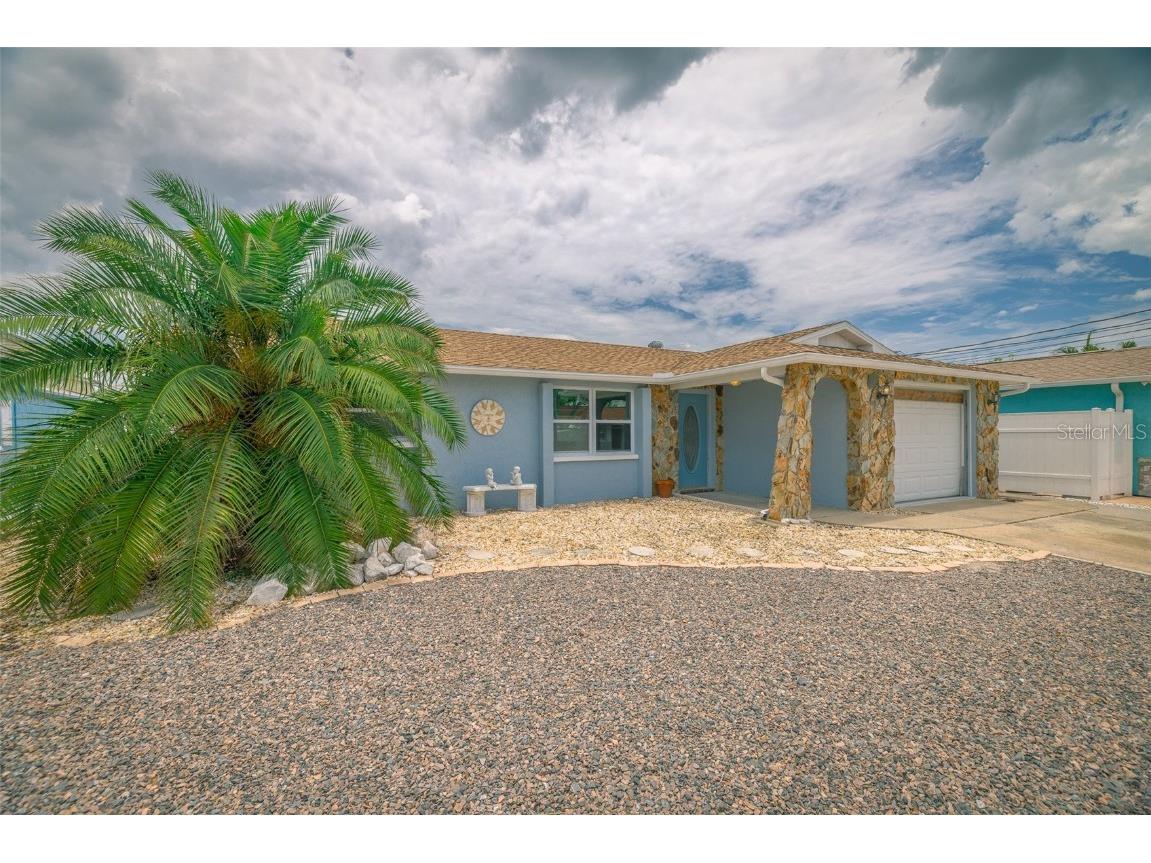 13909 Barnard Avenue Hudson FL 34667 W7876984 image1