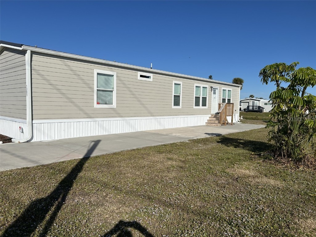 1391 Flamingo Drive Englewood FL 34224 - RED FISH WATERWAY D6143112 image3