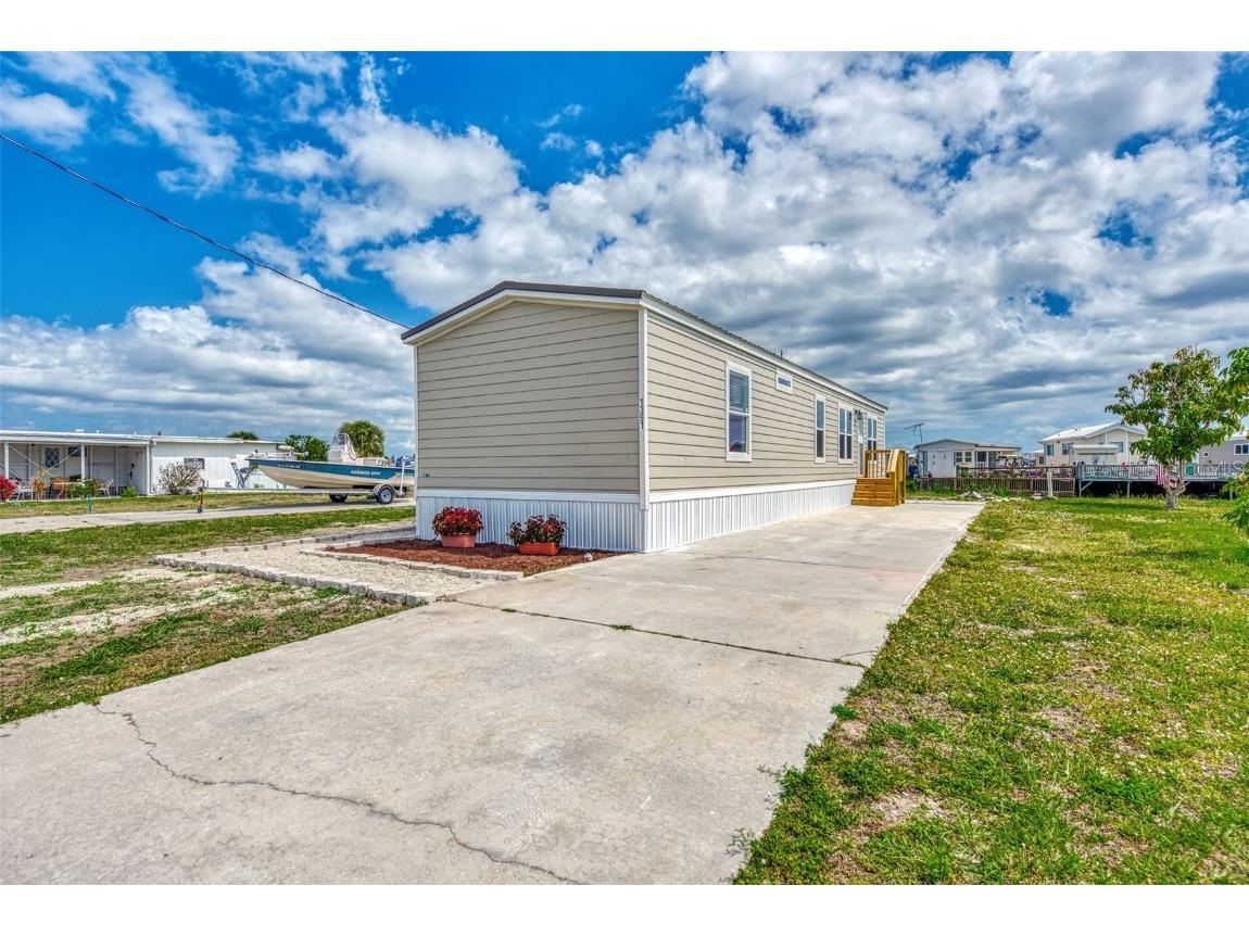 1391 Flamingo Drive Englewood FL 34224 - RED FISH WATERWAY D6143112 image48