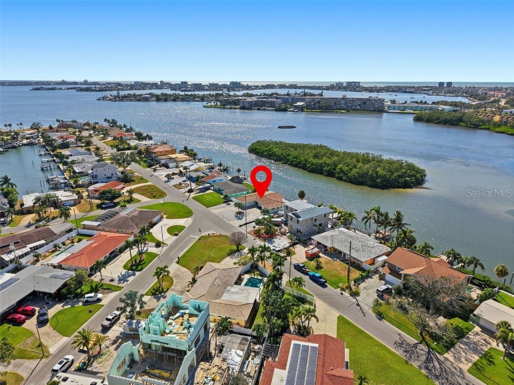 1391 Sea Gull Drive S Saint Petersburg FL 33707 - BOCA CEIGA BAY GULF TB8442892 image2