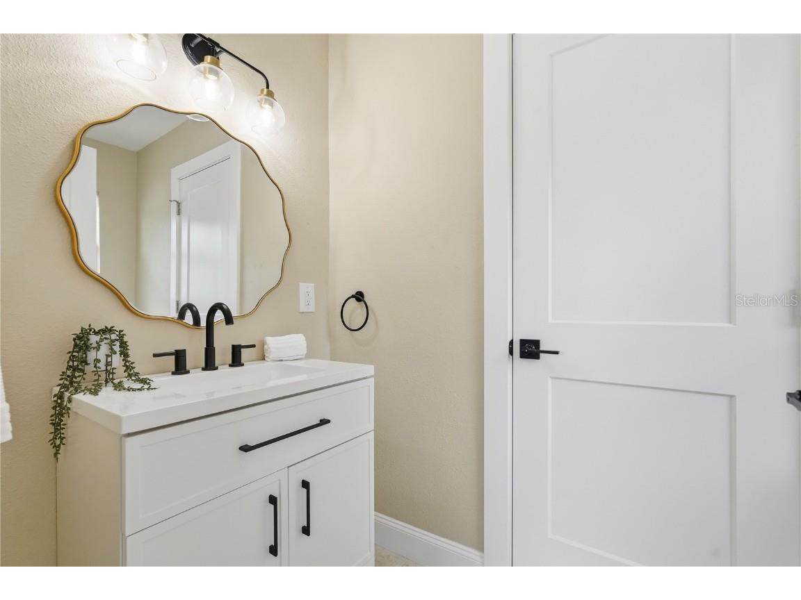 1391 Sea Gull Drive S Saint Petersburg FL 33707 - BOCA CEIGA BAY GULF TB8442892 image25