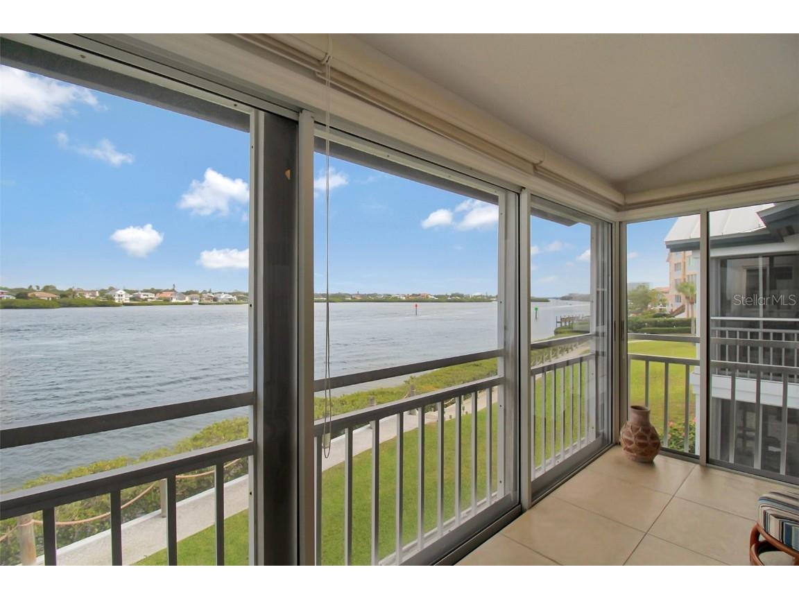 1391 Siesta Bayside Drive #1391-B Sarasota FL 34242 A4596168 image22
