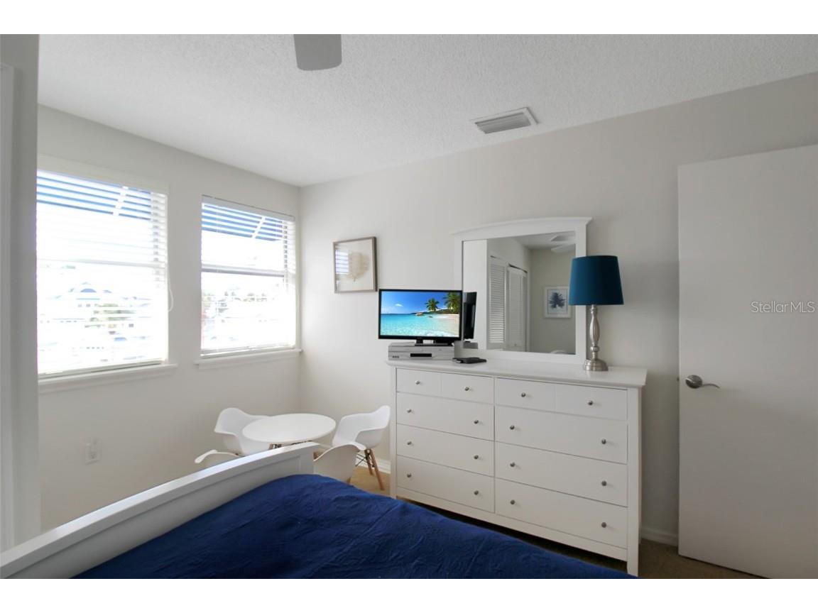 1391 Siesta Bayside Drive #1391-B Sarasota FL 34242 A4596168 image34