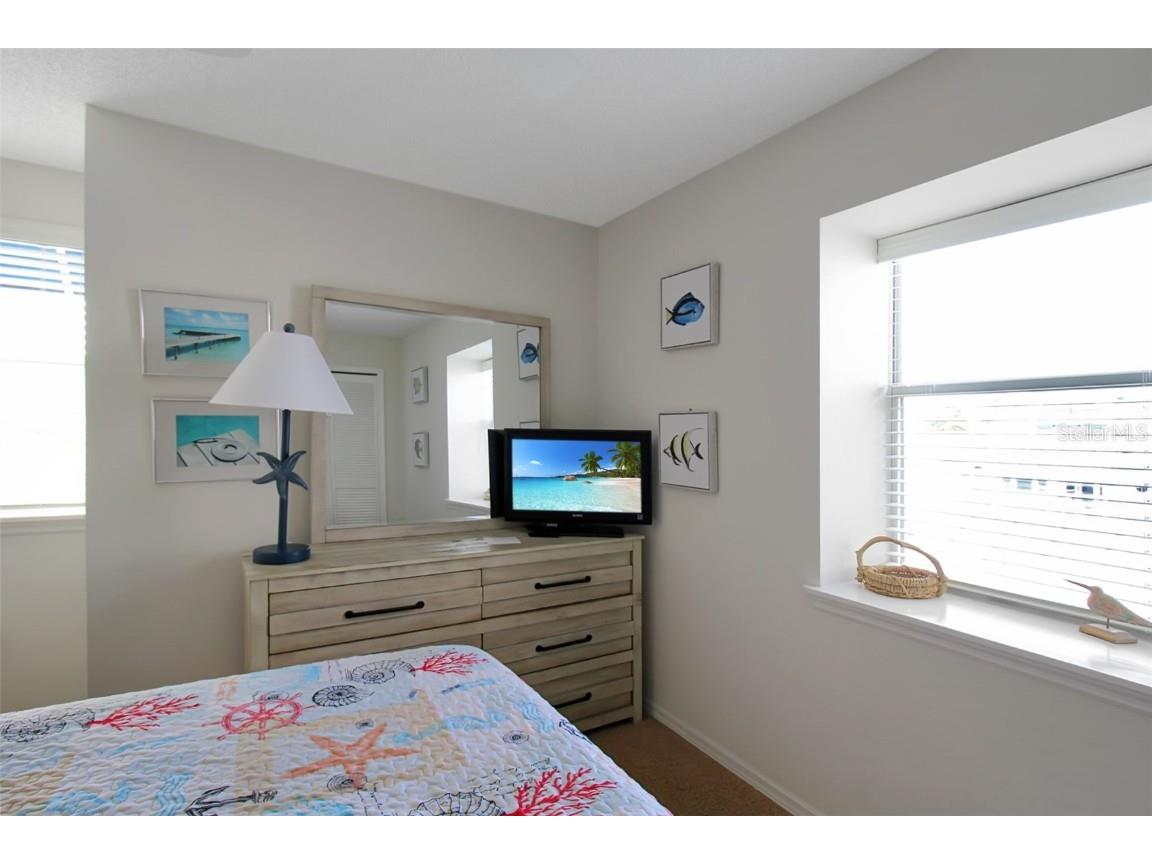 1391 Siesta Bayside Drive #1391-B Sarasota FL 34242 A4596168 image36