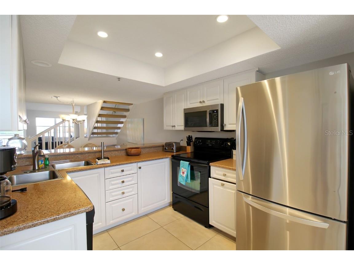 1391 Siesta Bayside Drive #1391-B Sarasota FL 34242 A4596168 image8