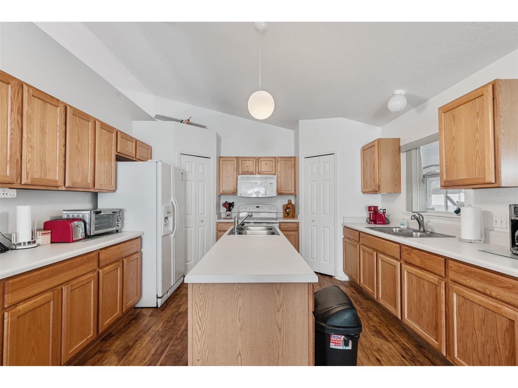 13912 Coronado Drive Spring Hill FL 34609 TB8473770 image4