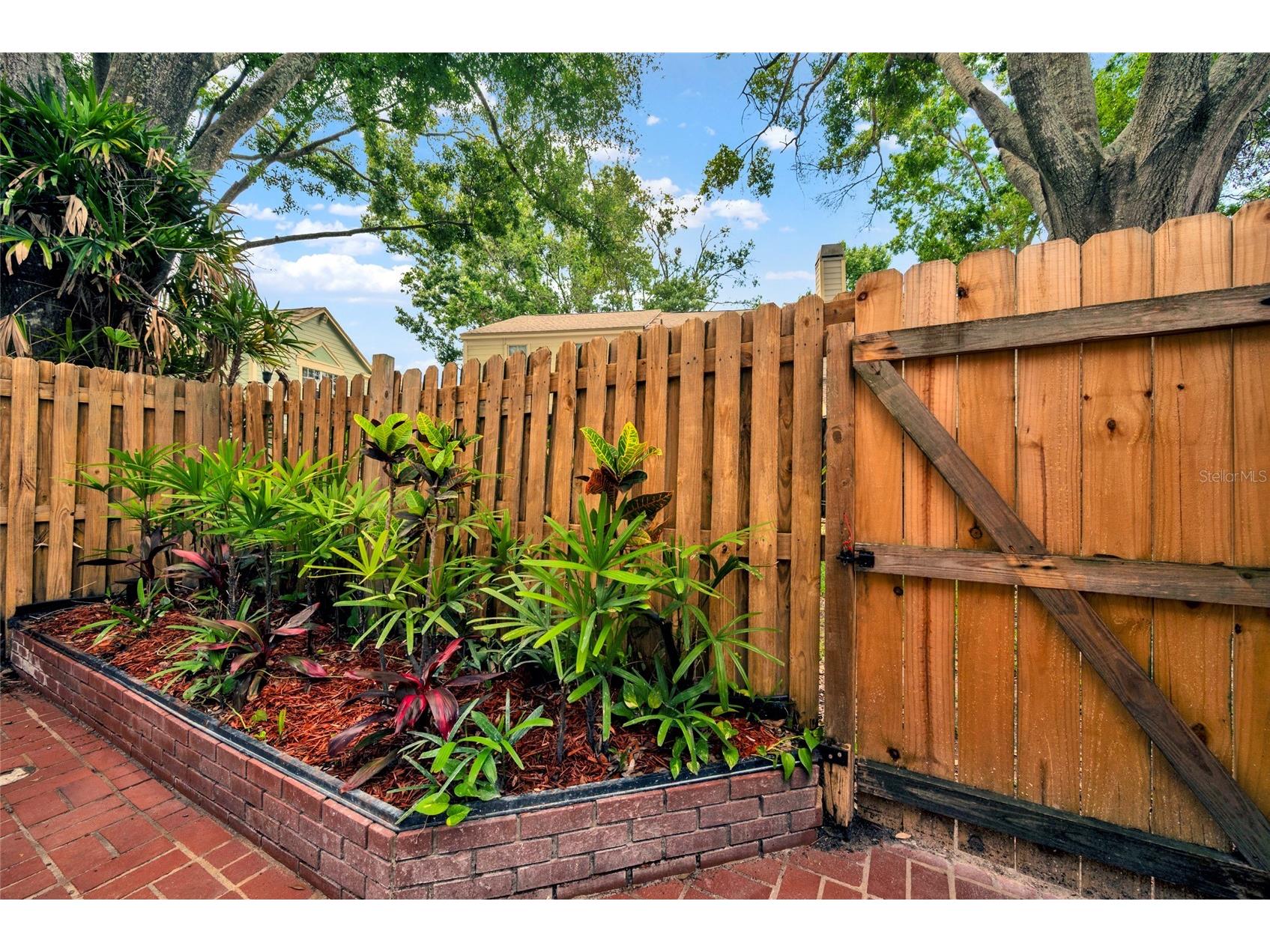 13915 Fletchers Mill Drive Tampa FL 33613 TB8512863 image20