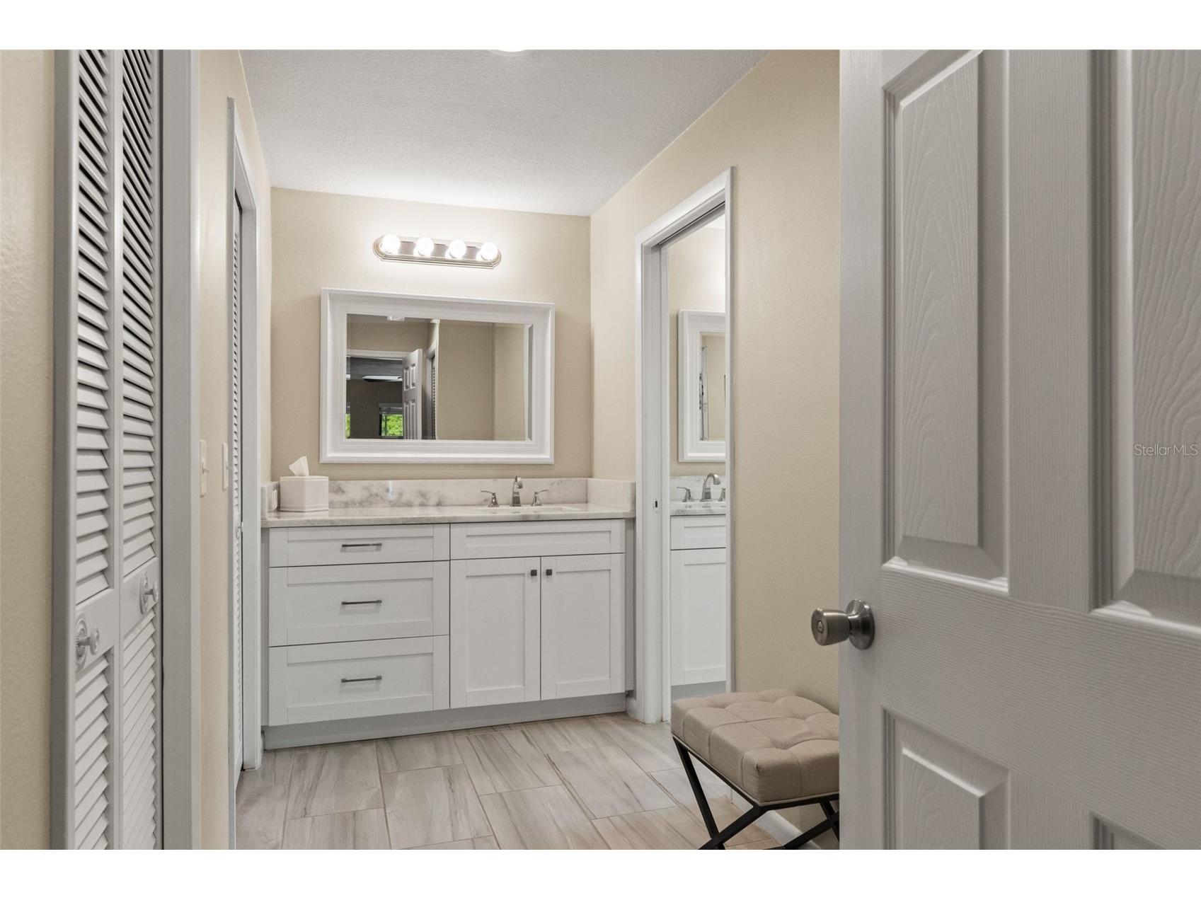 13916 Middle Park Drive Tampa FL 33624 TB8526531 image11