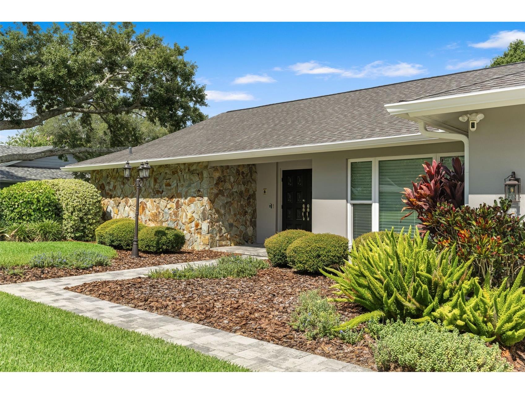 13916 Middle Park Drive Tampa FL 33624 TB8526531 image2
