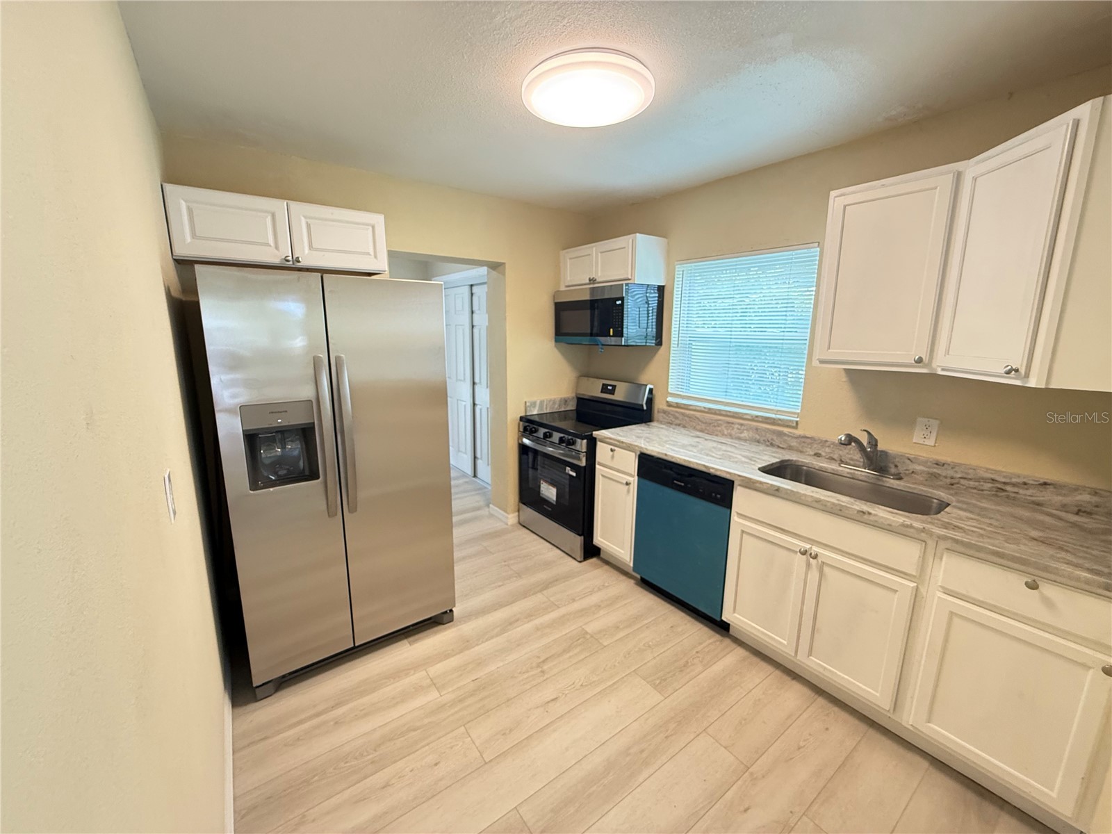 13917 3rd Street Dade City FL 33525 TB8516146 image18
