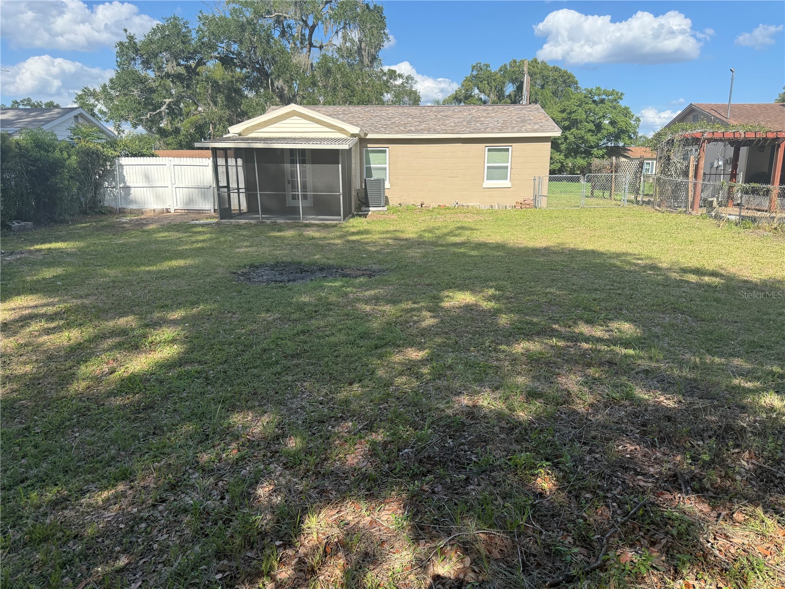 13917 3rd Street Dade City FL 33525 TB8516146 image25