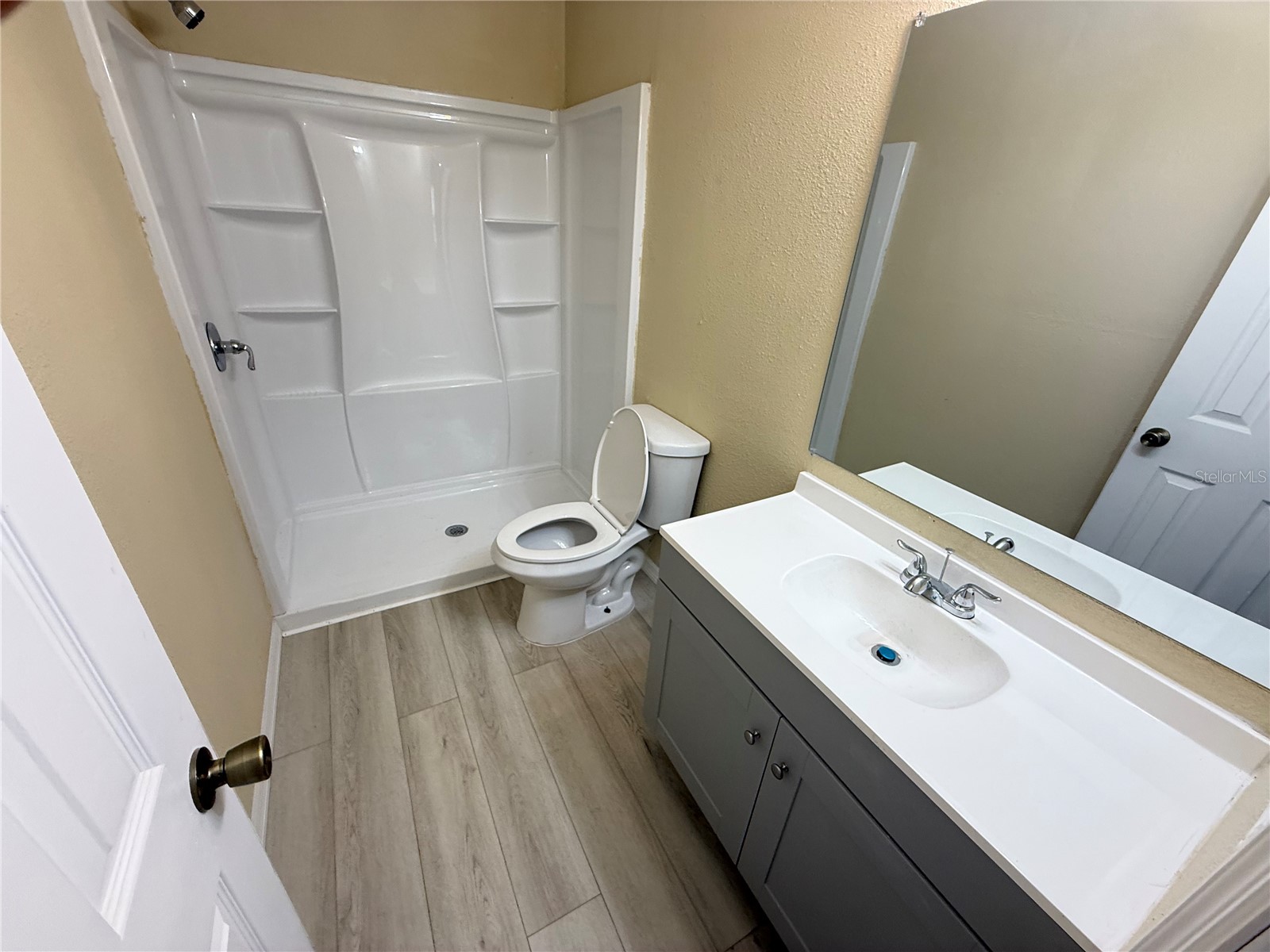 13917 3rd Street Dade City FL 33525 TB8516146 image5