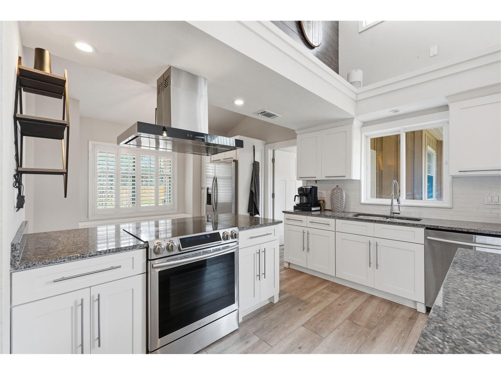 13917 76th Terrace Seminole FL 33776 TB8491086 image7