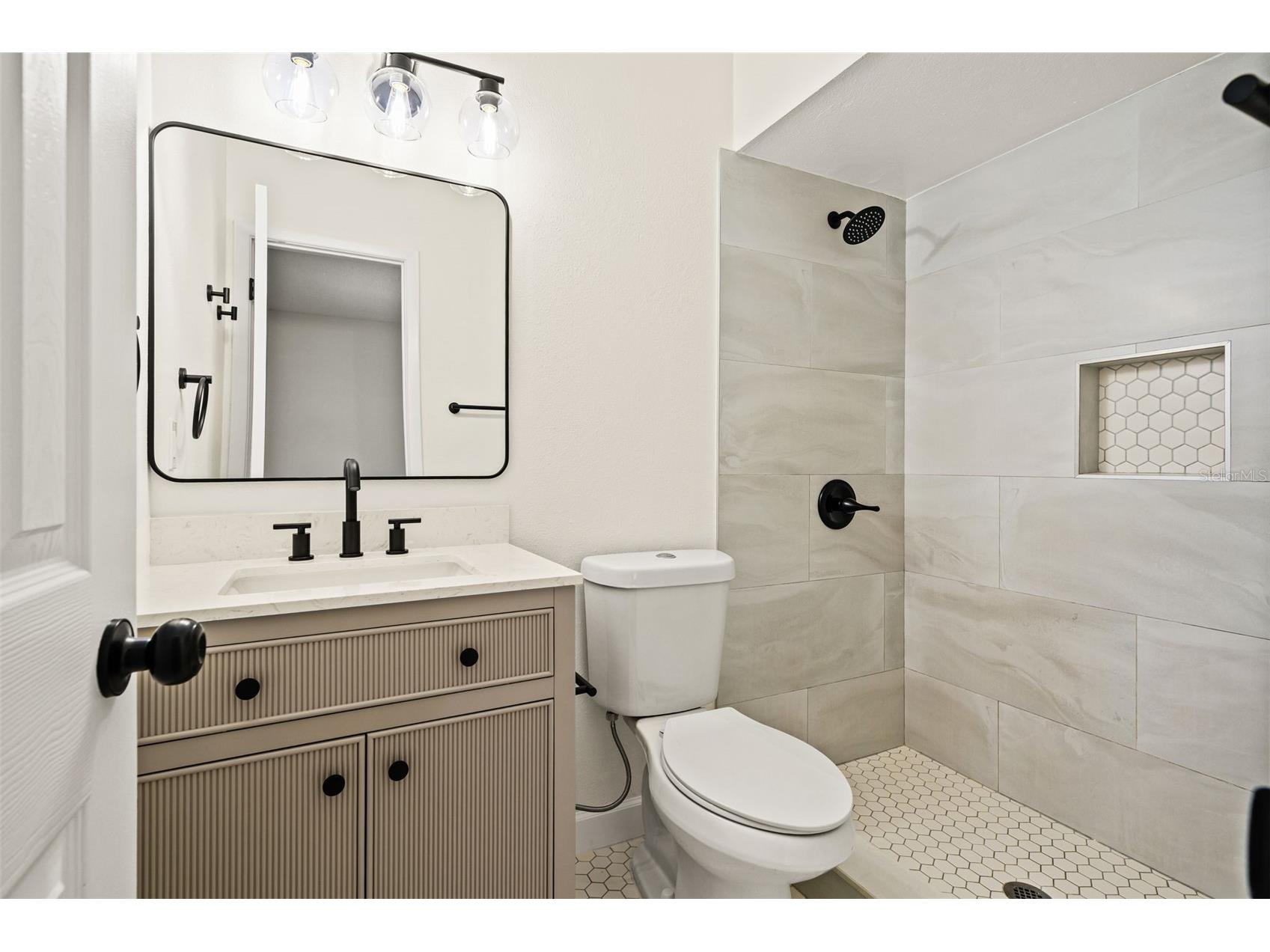 13922 Briardale Lane Tampa FL 33618 TB8487523 image16