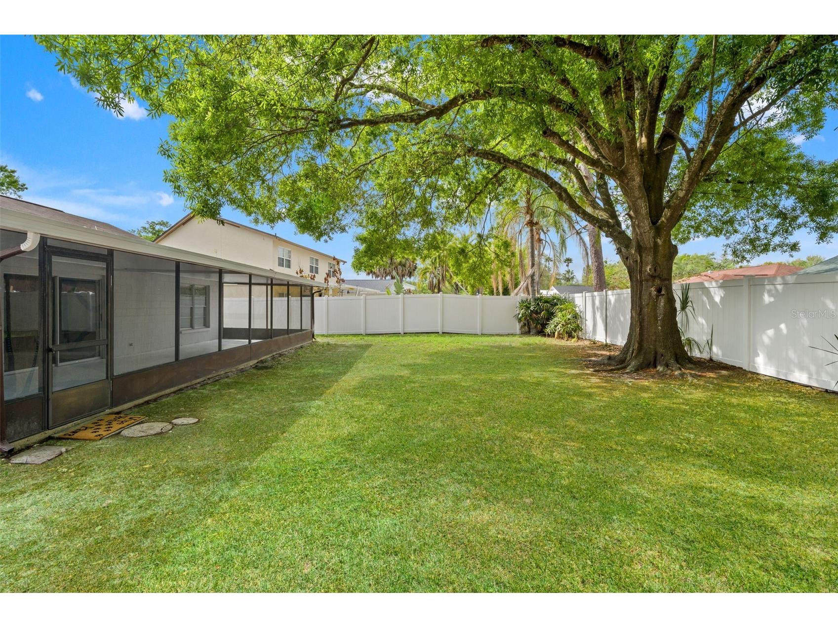 13922 Briardale Lane Tampa FL 33618 TB8487523 image27