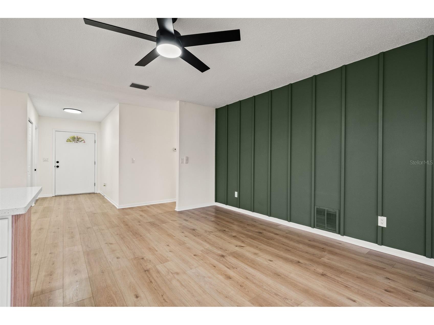 13922 Briardale Lane Tampa FL 33618 TB8487523 image4