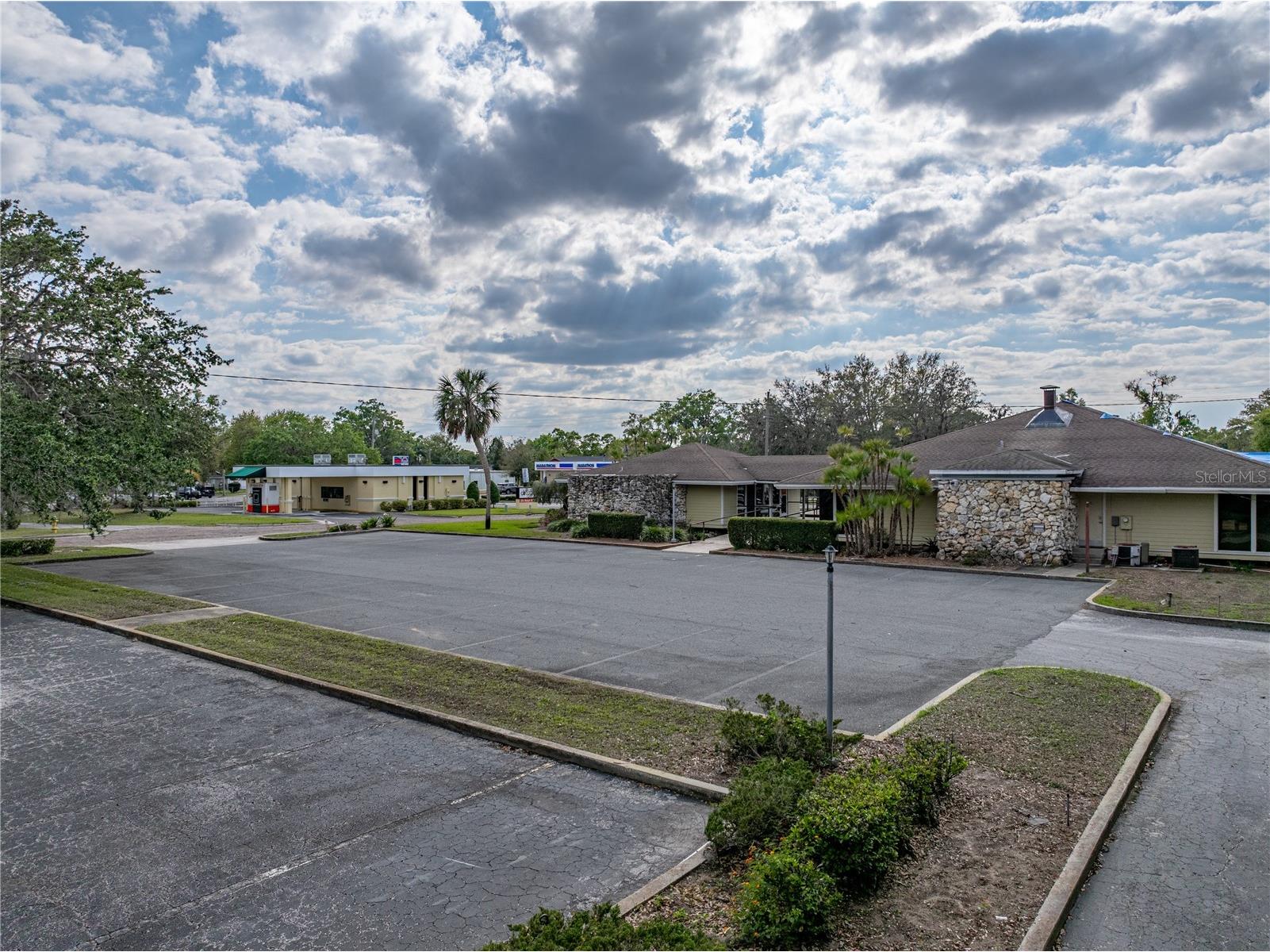 13924 7th Street Dade City FL 33525 TB8491979 image12