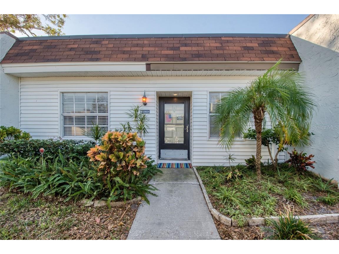 13924 Mission Oaks Boulevard Seminole FL 33776 TB8315754 image1