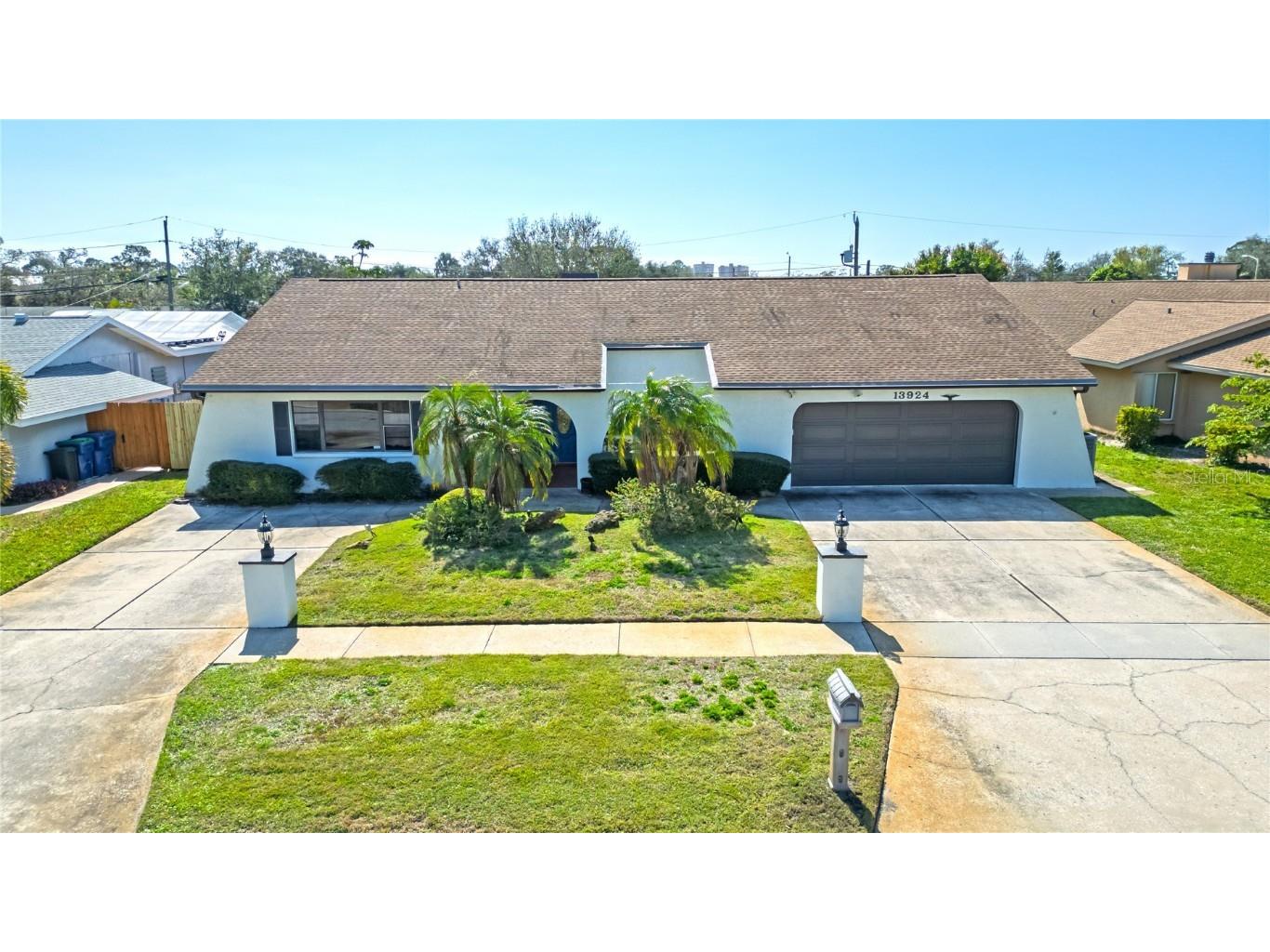 13924 Oak Forest Boulevard S Seminole FL 33776 TB8351784 image1