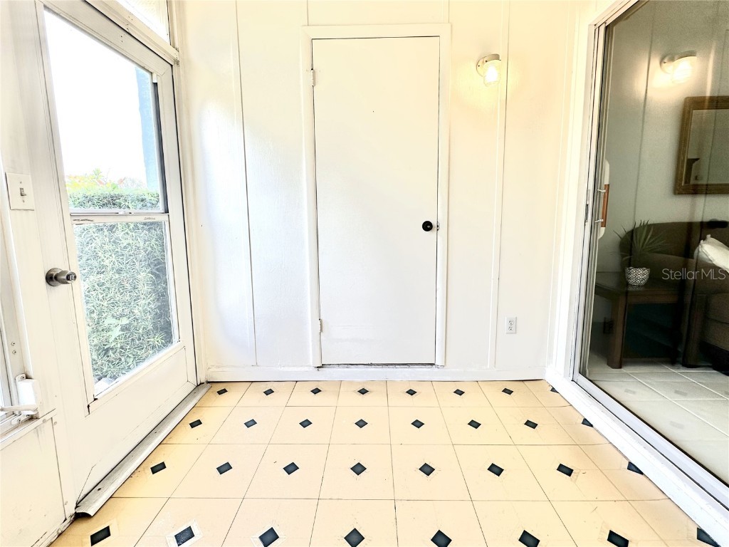 13926 Mission Oaks Boulevard Seminole FL 33776 TB8394068 image19