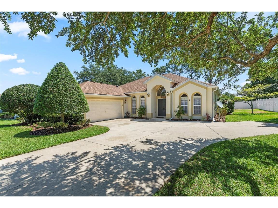 13926 Wellington Lane Grand Island FL 32735 G5081938 image1