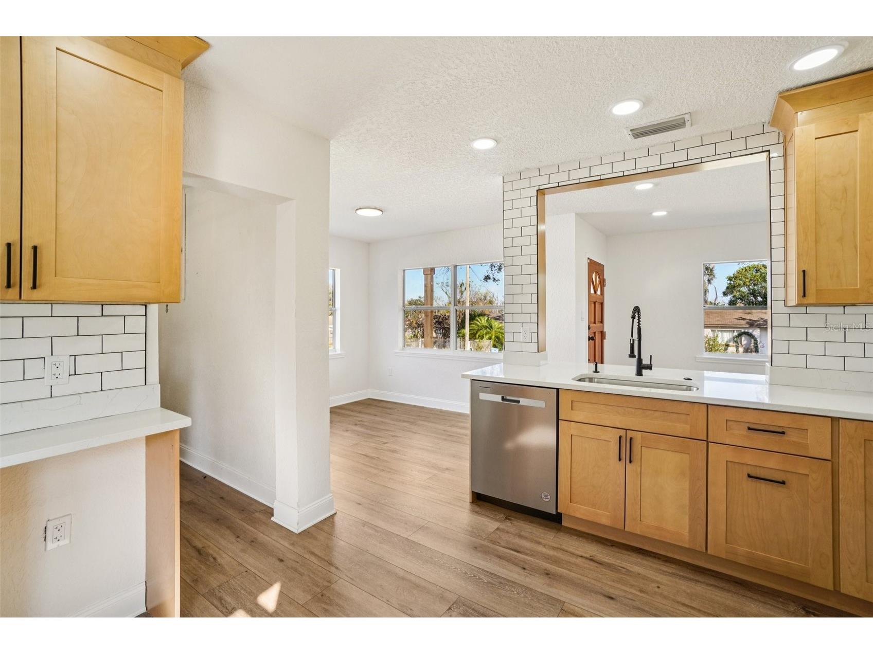 13929 2nd Street Dade City FL 33525 L4958998 image14
