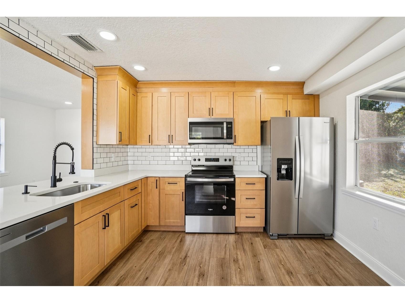 13929 2nd Street Dade City FL 33525 L4958998 image17