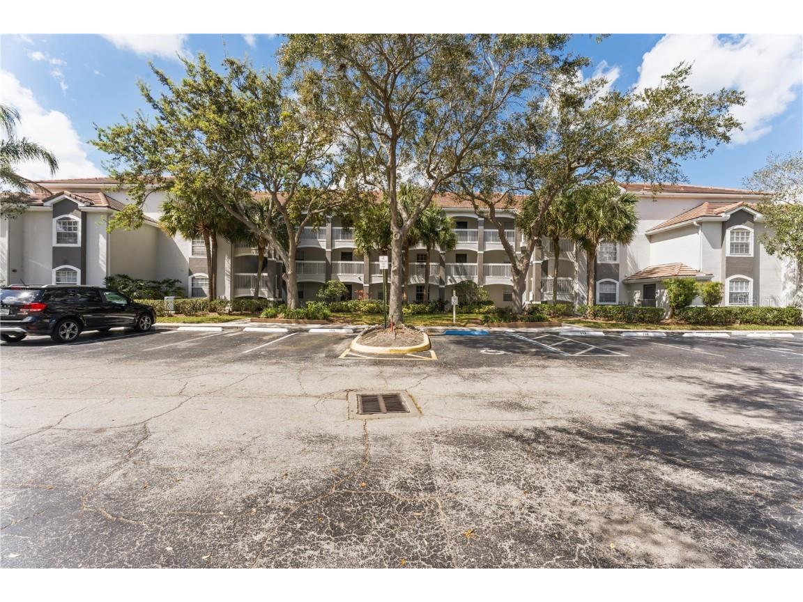 13929 Fairway Island Drive #825 Orlando FL 32837 O6290588 image1