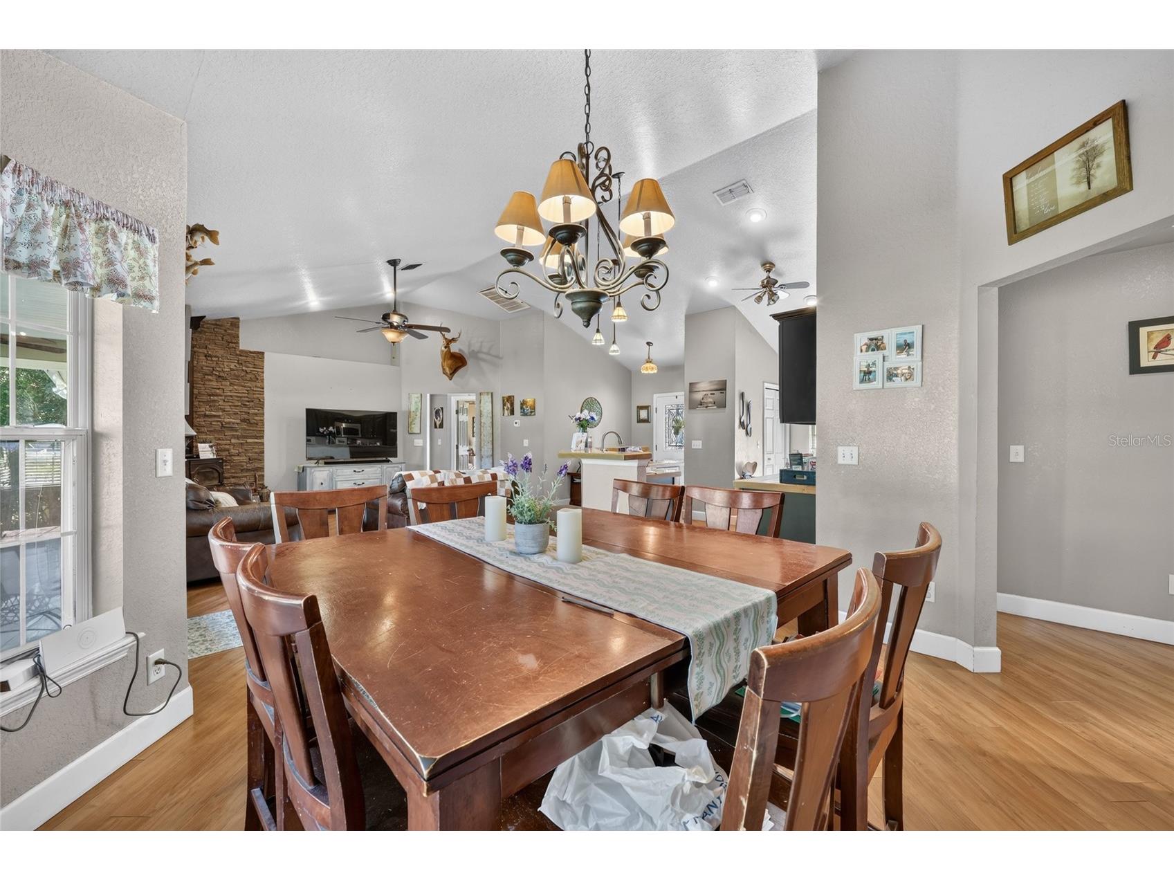 13930 NE 41st Terrace Anthony FL 32617 OM727859 image16