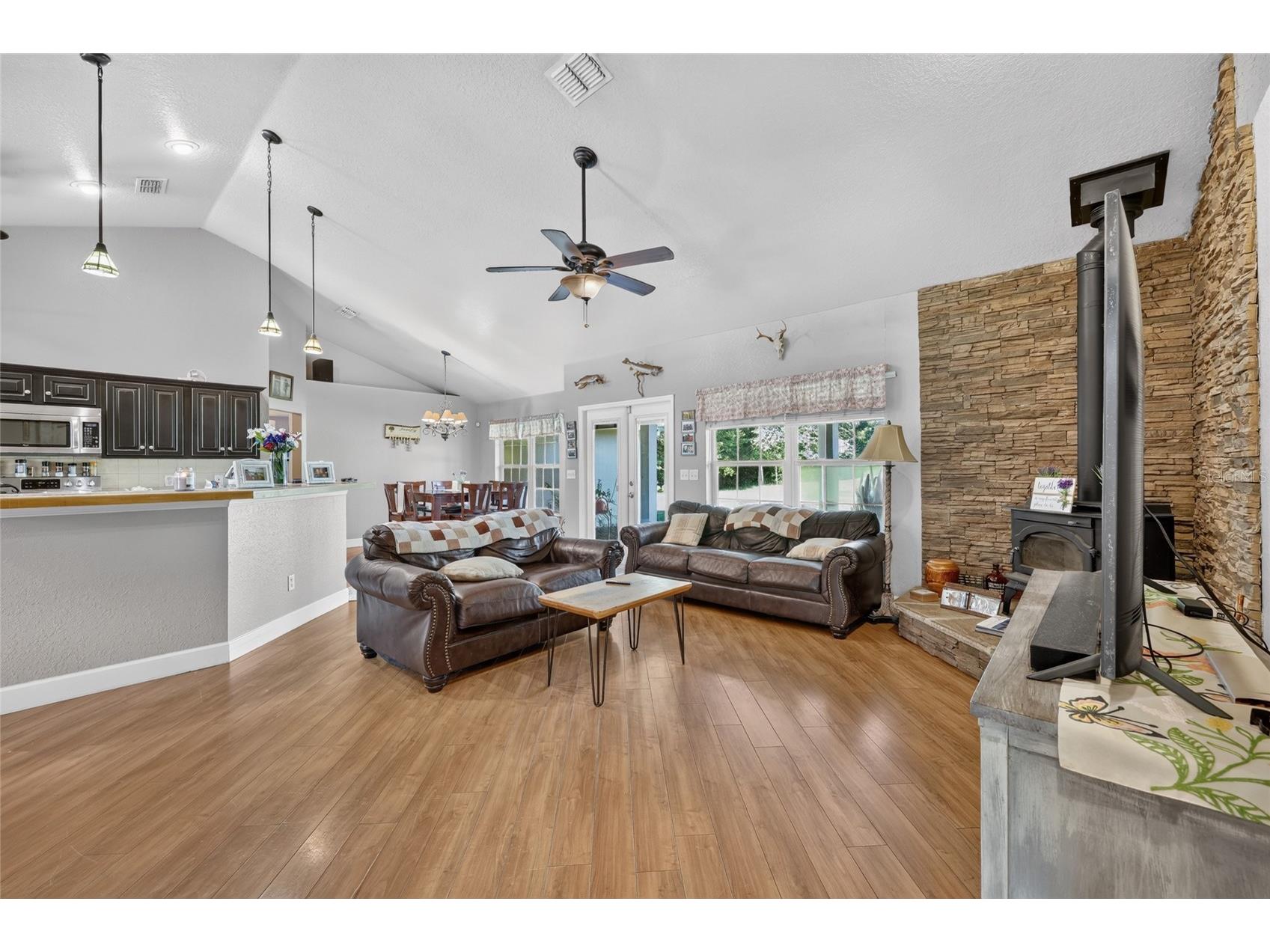 13930 NE 41st Terrace Anthony FL 32617 OM727859 image8