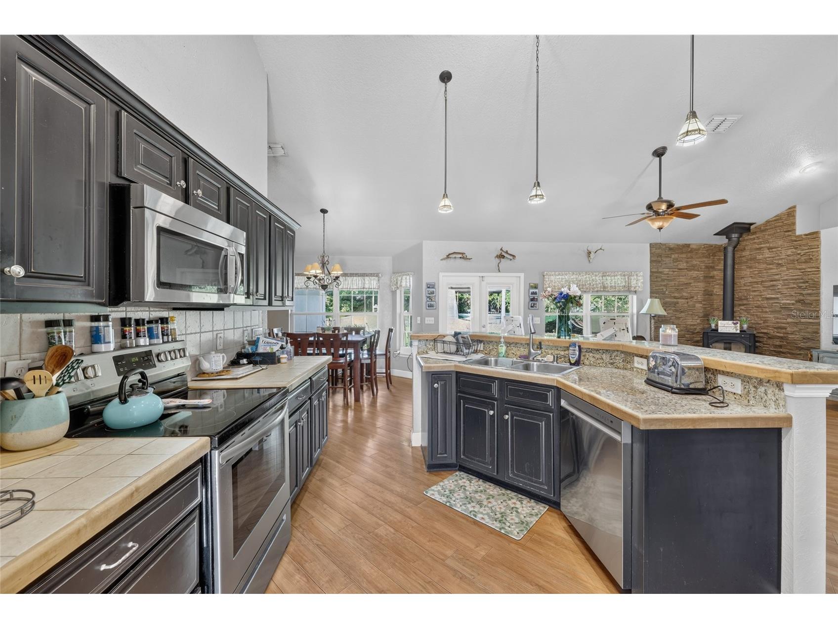 13930 NE 41st Terrace Anthony FL 32617 OM727859 image9