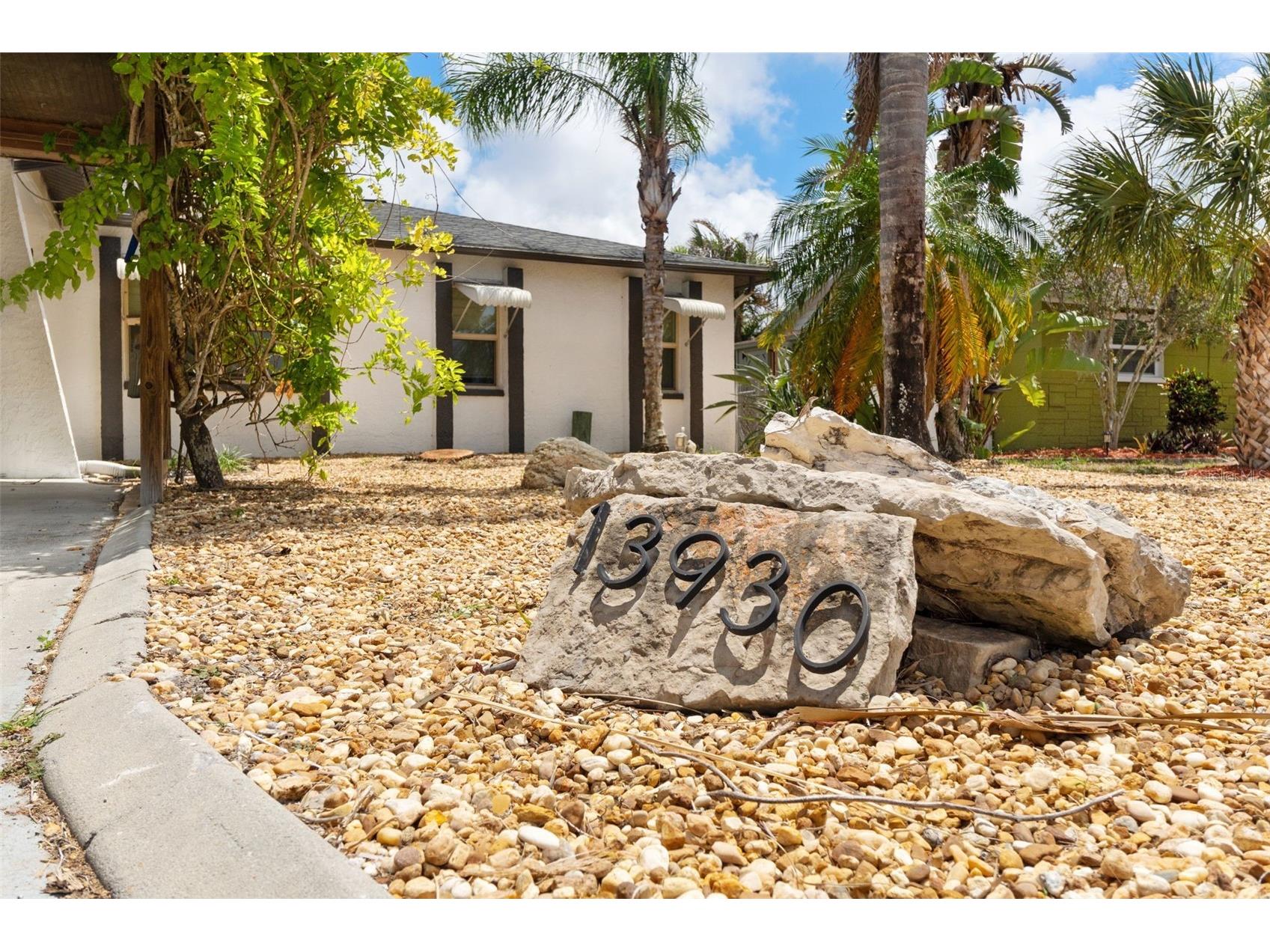 13930 Sommers Avenue Hudson FL 34667 W7885365 image2
