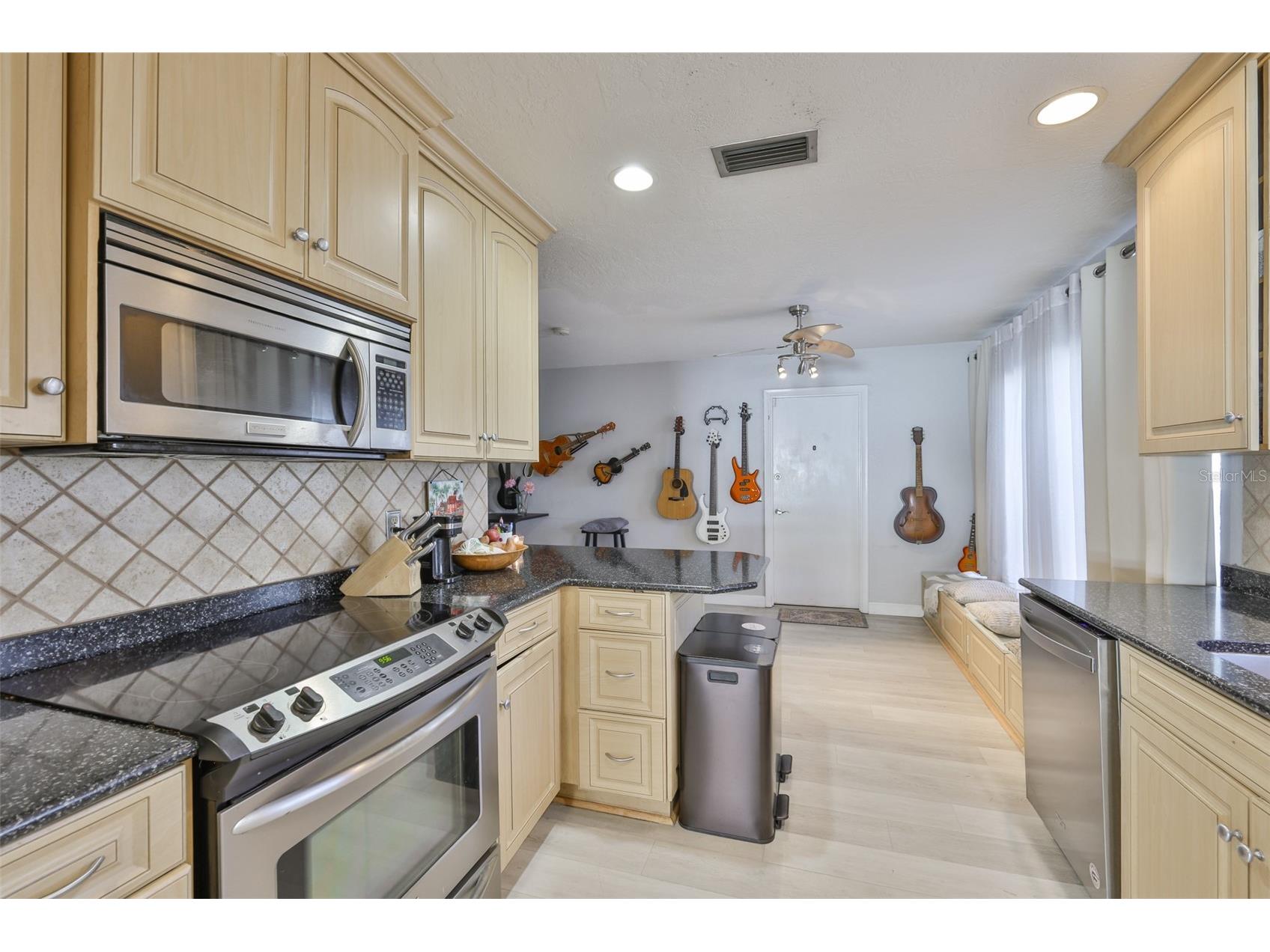 13931 Dominica Drive Seminole FL 33776 TB8463047 image11