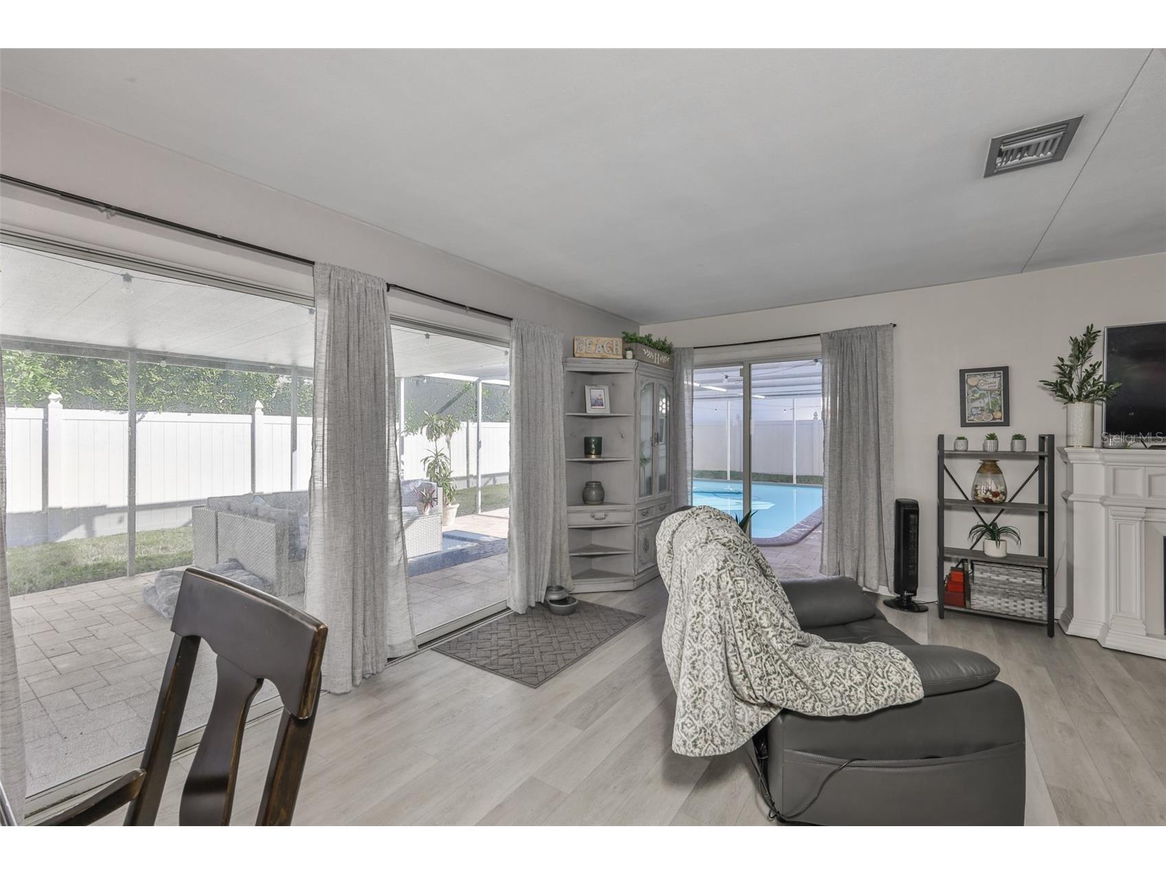 13931 Dominica Drive Seminole FL 33776 TB8463047 image6