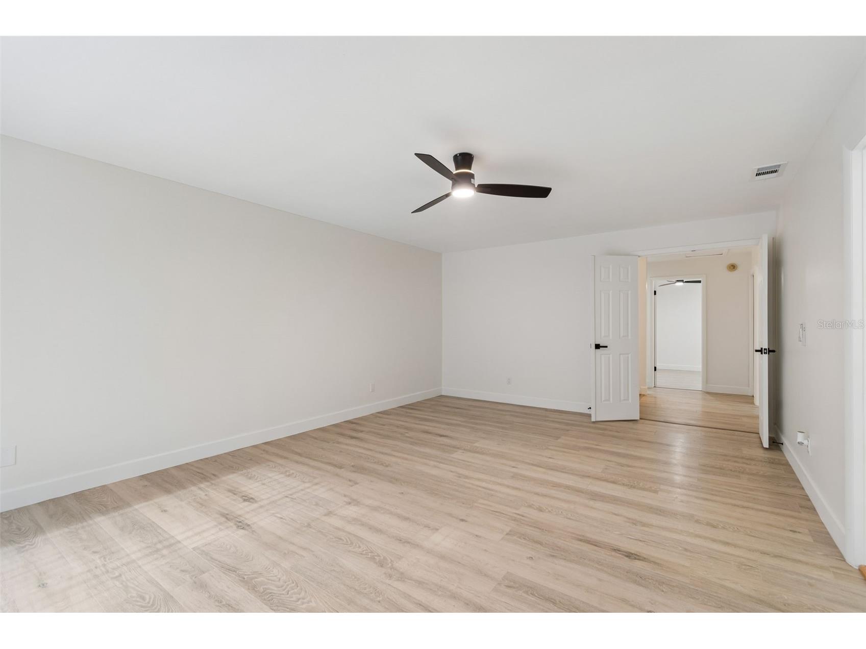 13934 Clubhouse Circle #8 Tampa FL 33618 TB8497813 image34