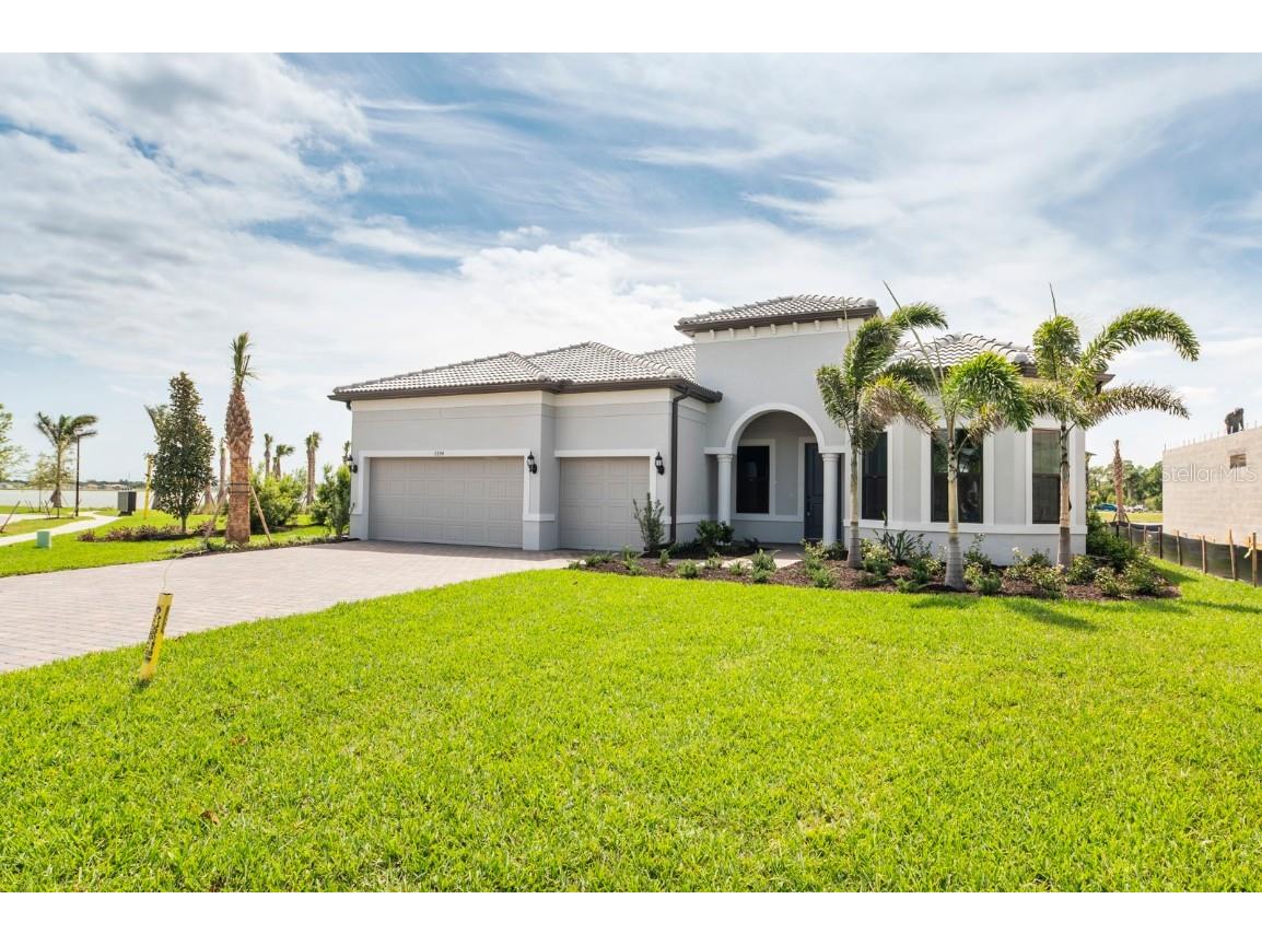 1394 Sailview Place Sarasota FL 34240 A4604018 image1