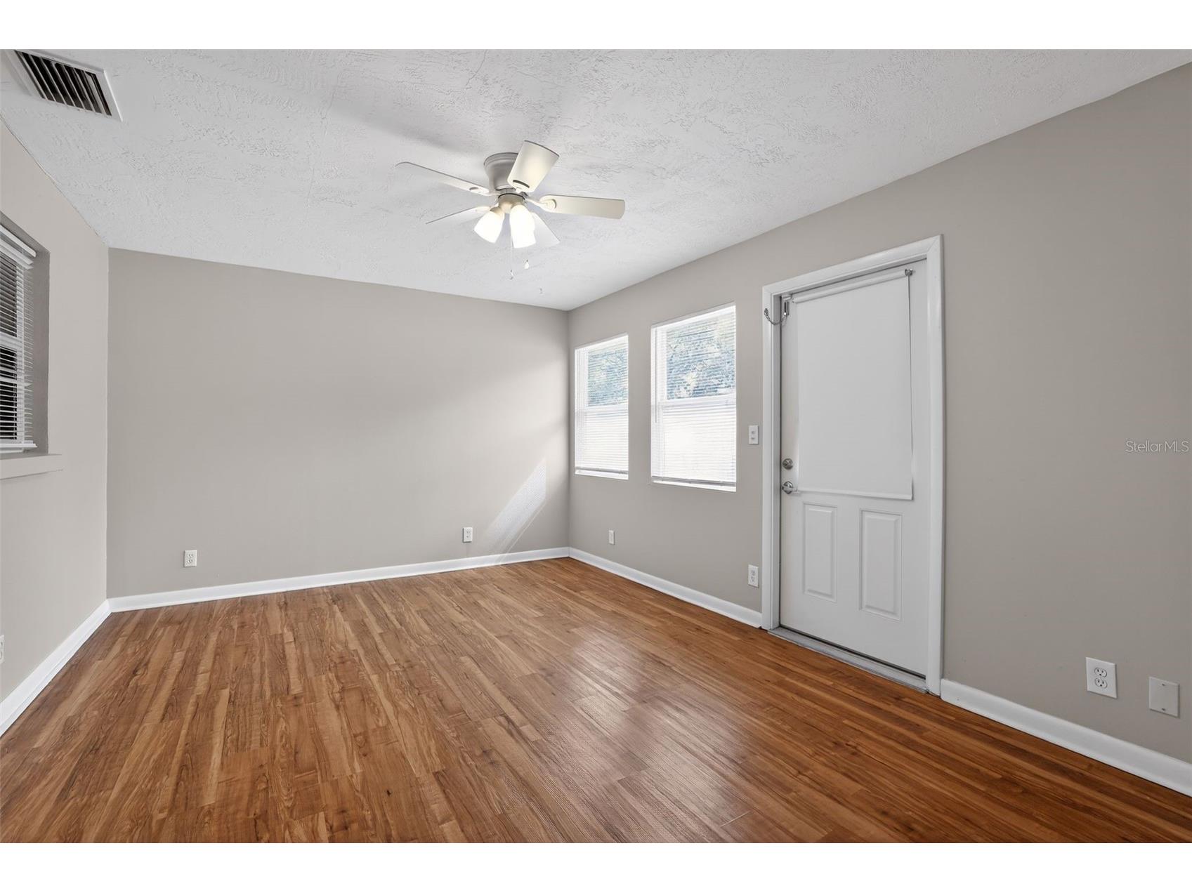 13940 Antigua Drive Seminole FL 33776 TB8487590 image20