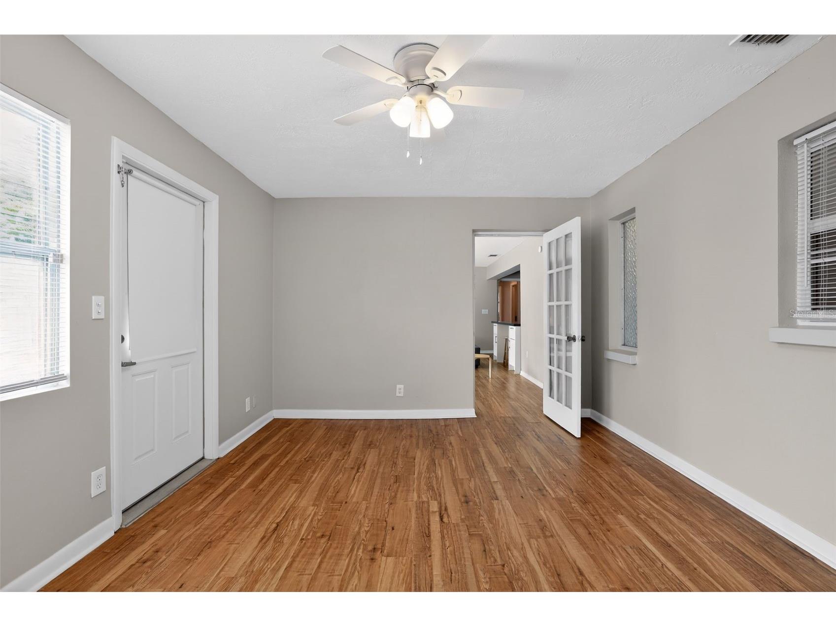 13940 Antigua Drive Seminole FL 33776 TB8487590 image27