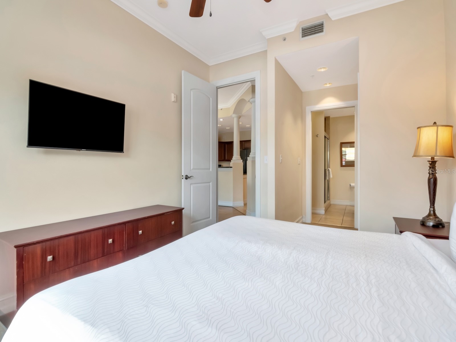 13941 Clubhouse Dr #105 Tampa FL 33618 TB8494891 image27