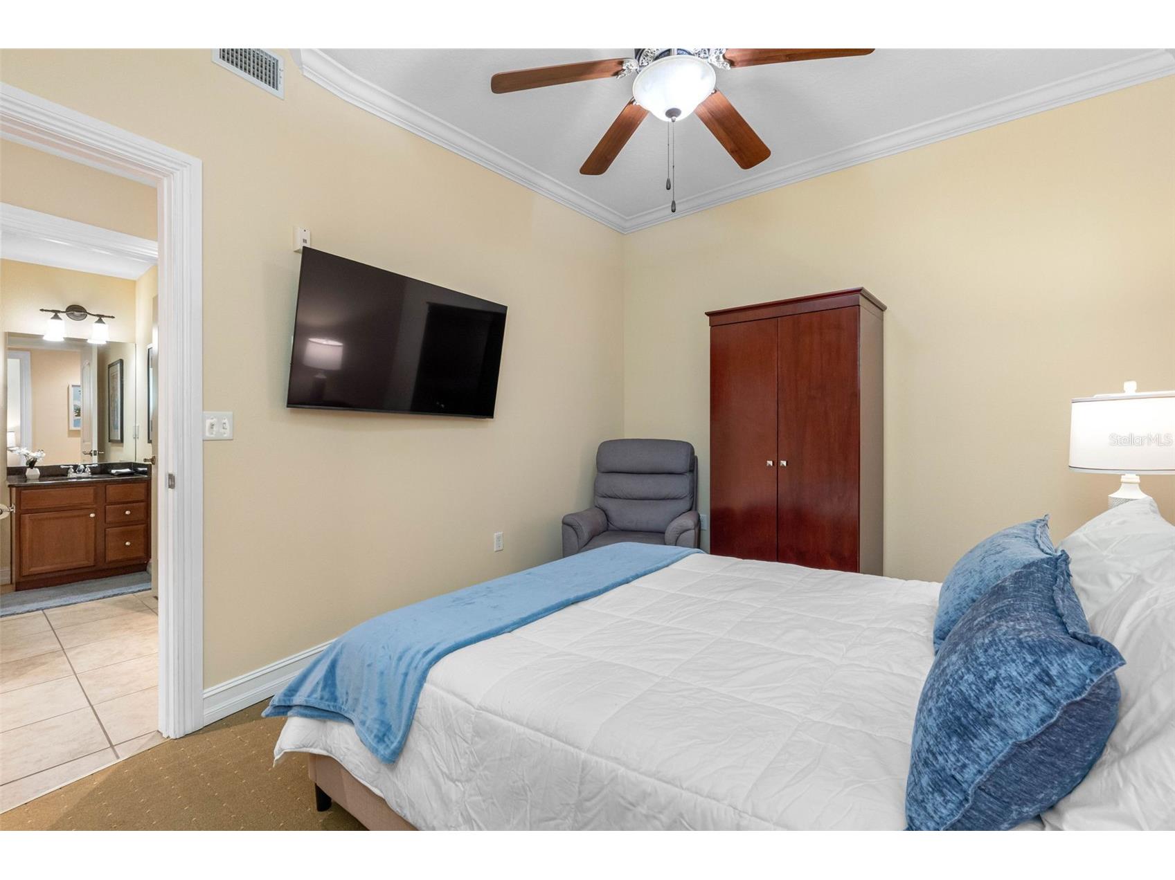 13941 Clubhouse Dr Drive #204 Tampa FL 33618 TB8527667 image13