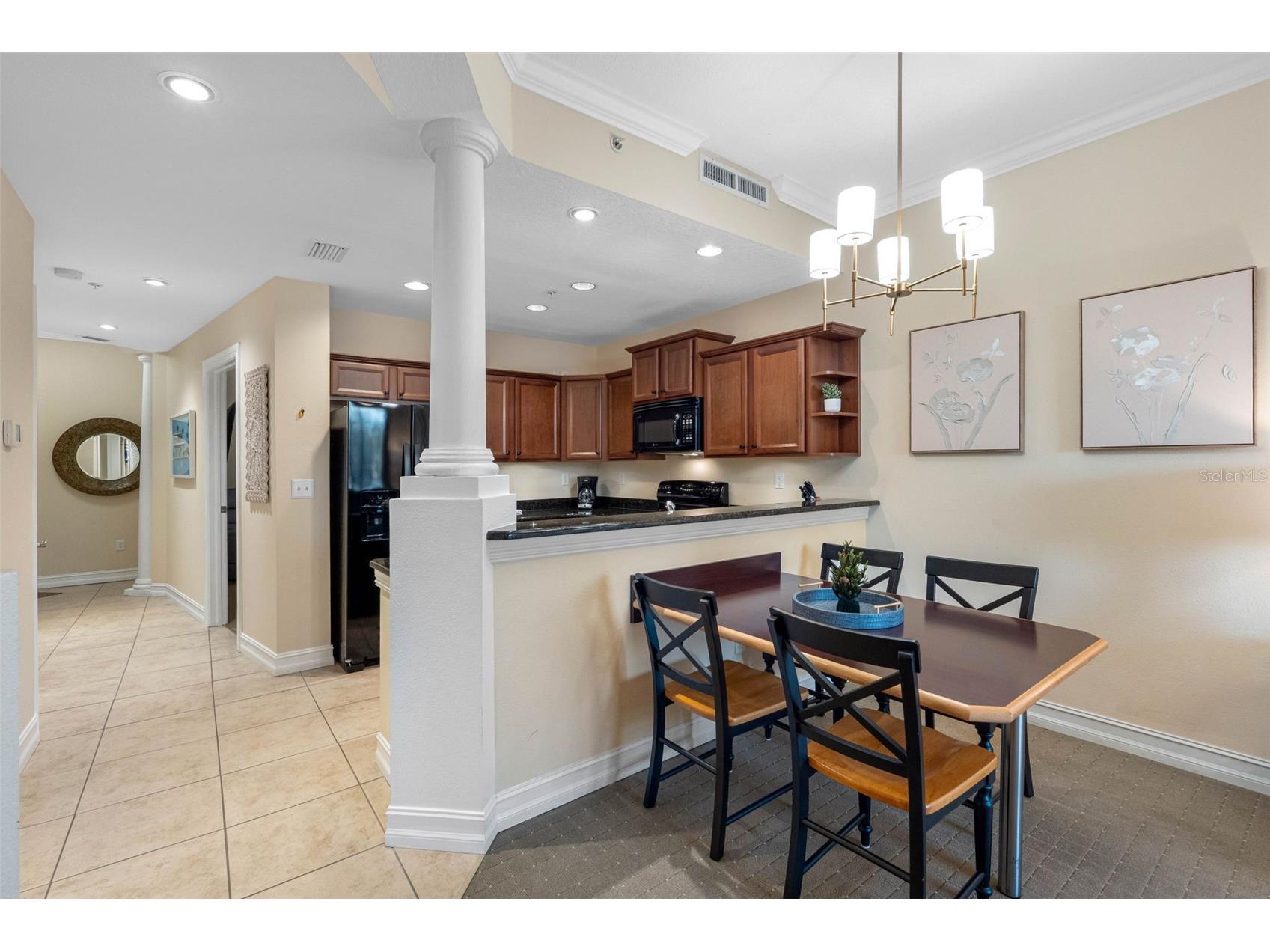 13941 Clubhouse Dr Drive #204 Tampa FL 33618 TB8527667 image23