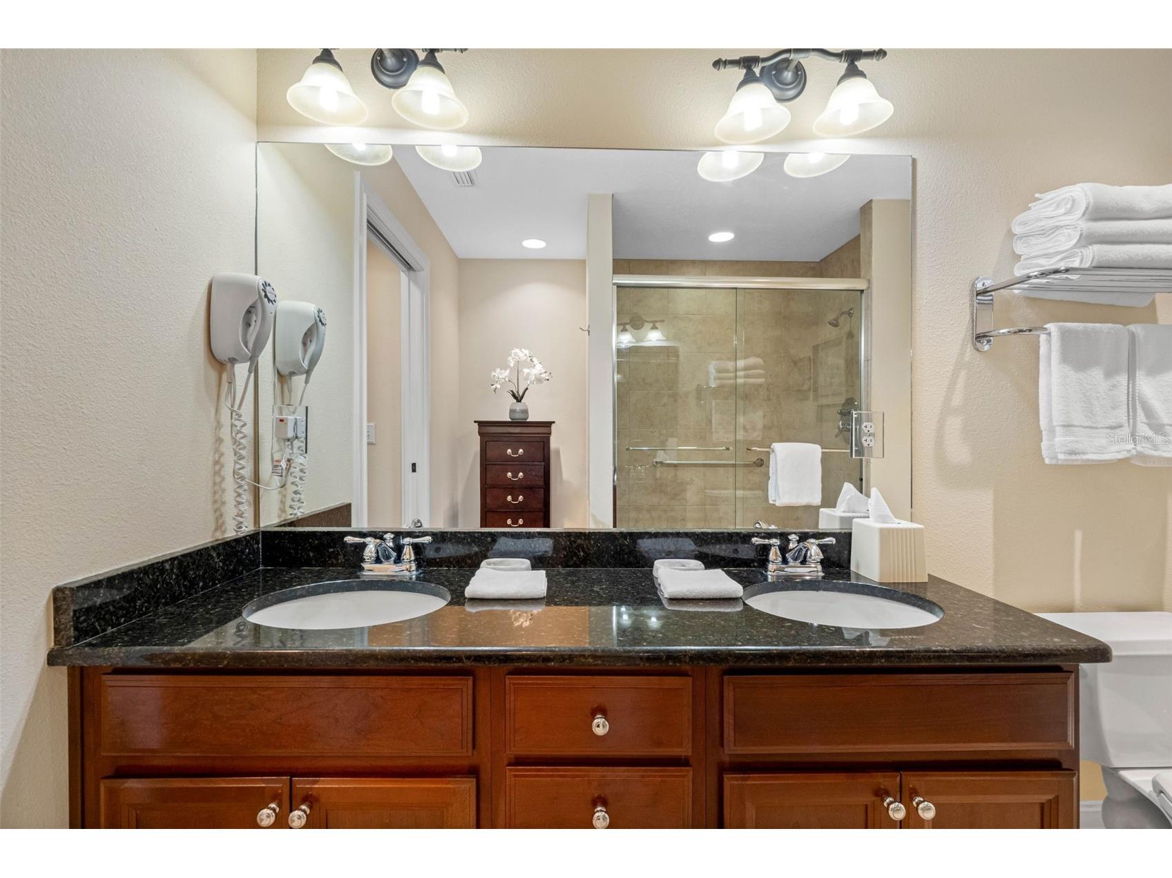 13941 Clubhouse Dr Drive #204 Tampa FL 33618 TB8527667 image34