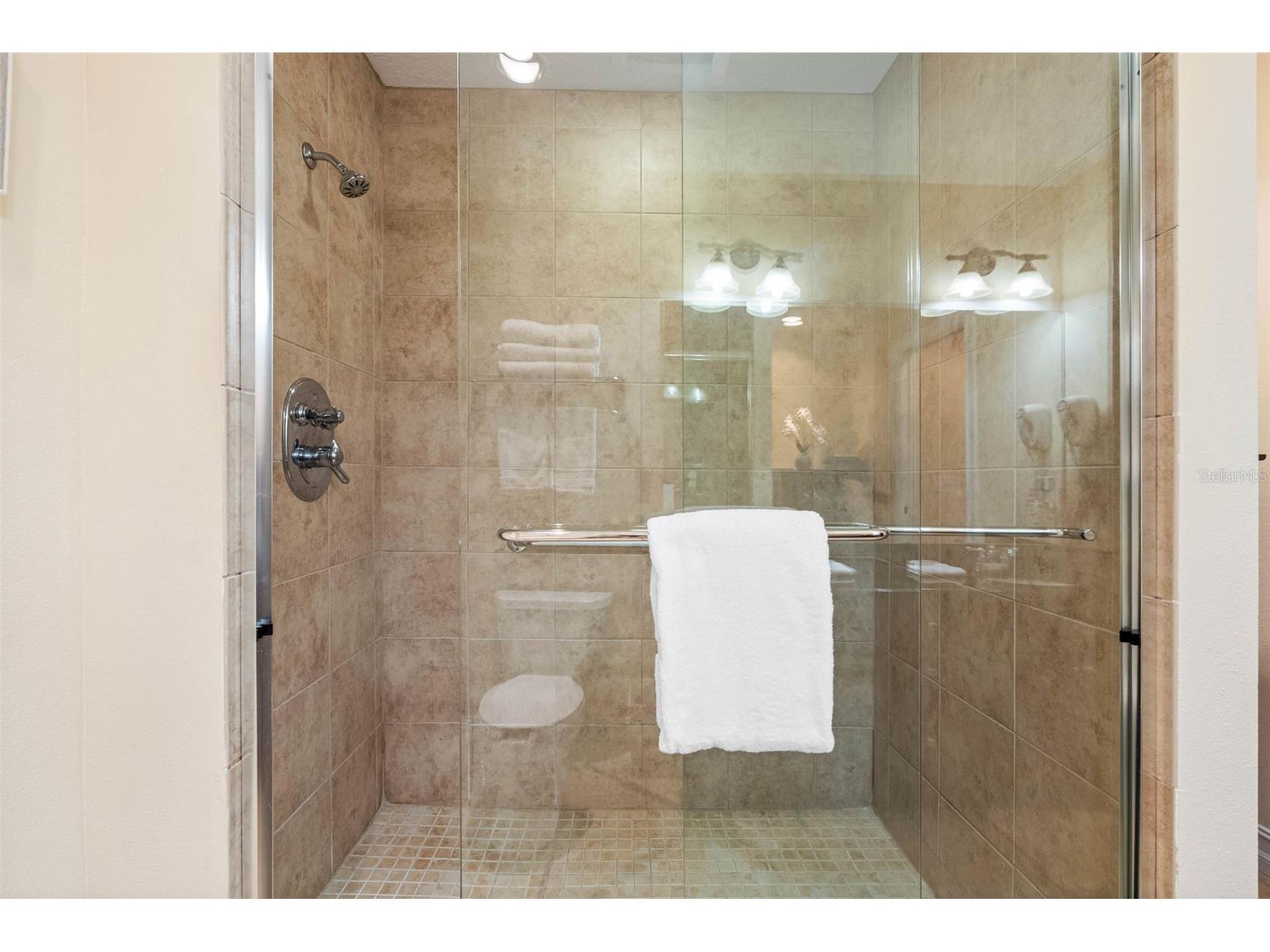 13941 Clubhouse Dr Drive #204 Tampa FL 33618 TB8527667 image35