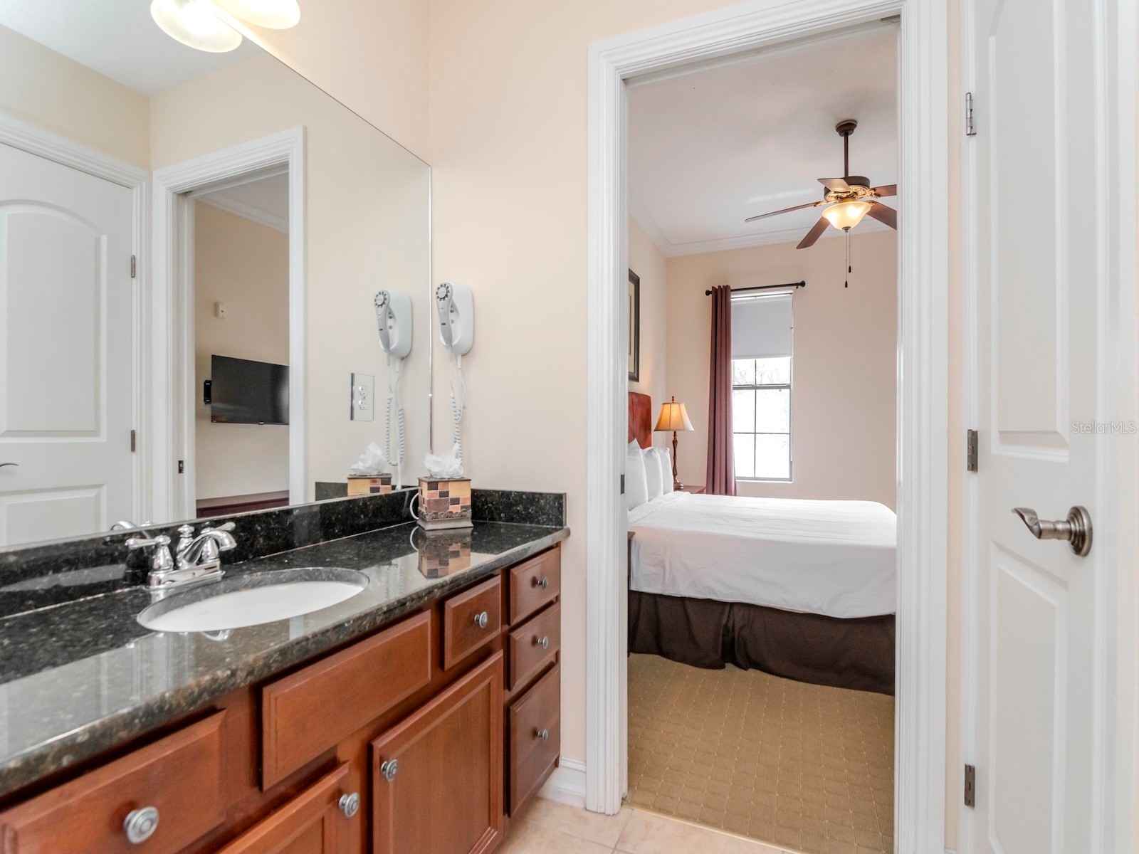13941 Clubhouse Drive #102 Tampa FL 33618 TB8515512 image20