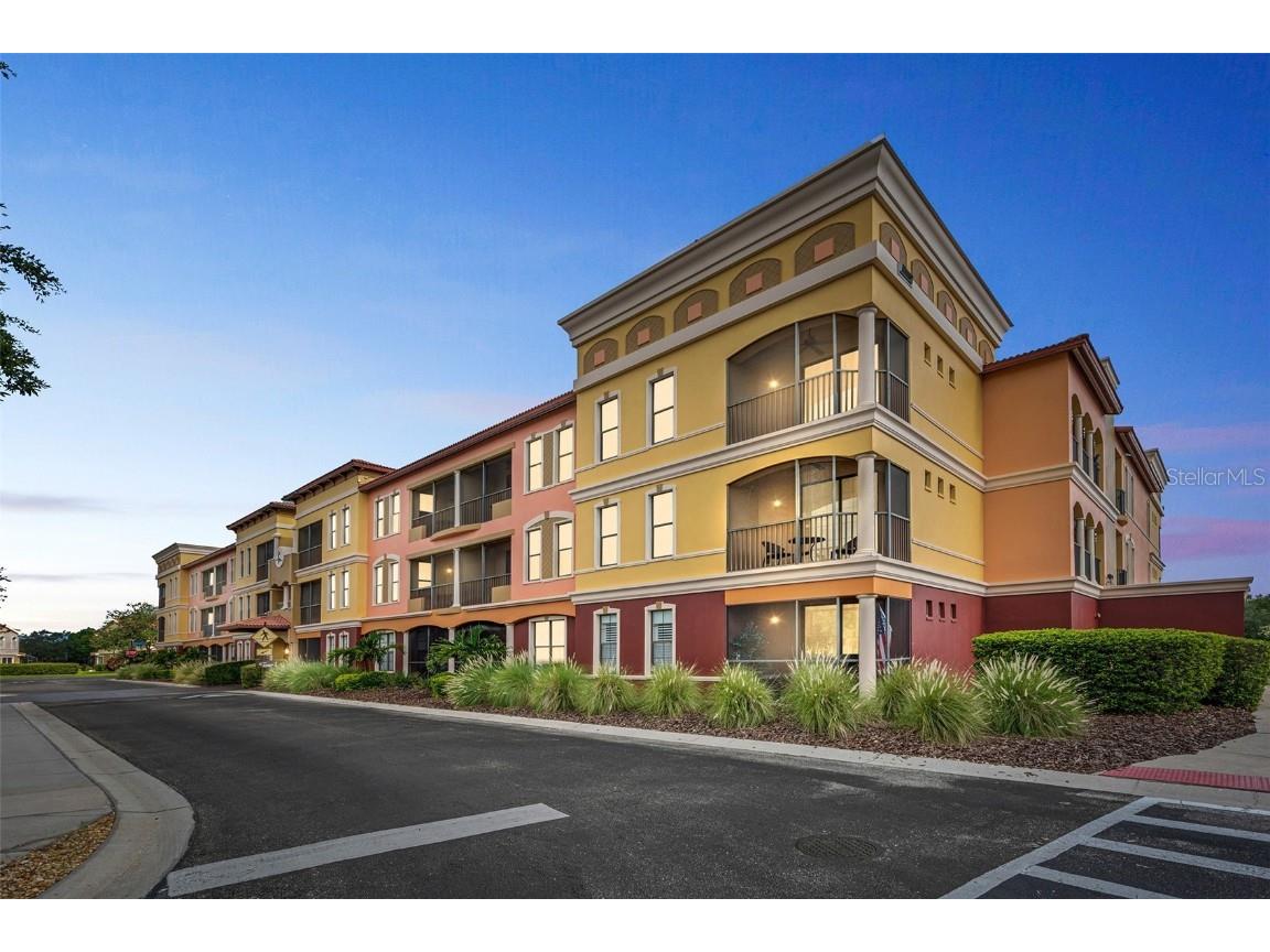 13941 Clubhouse Drive #106 Tampa FL 33618 TB8318255 image1